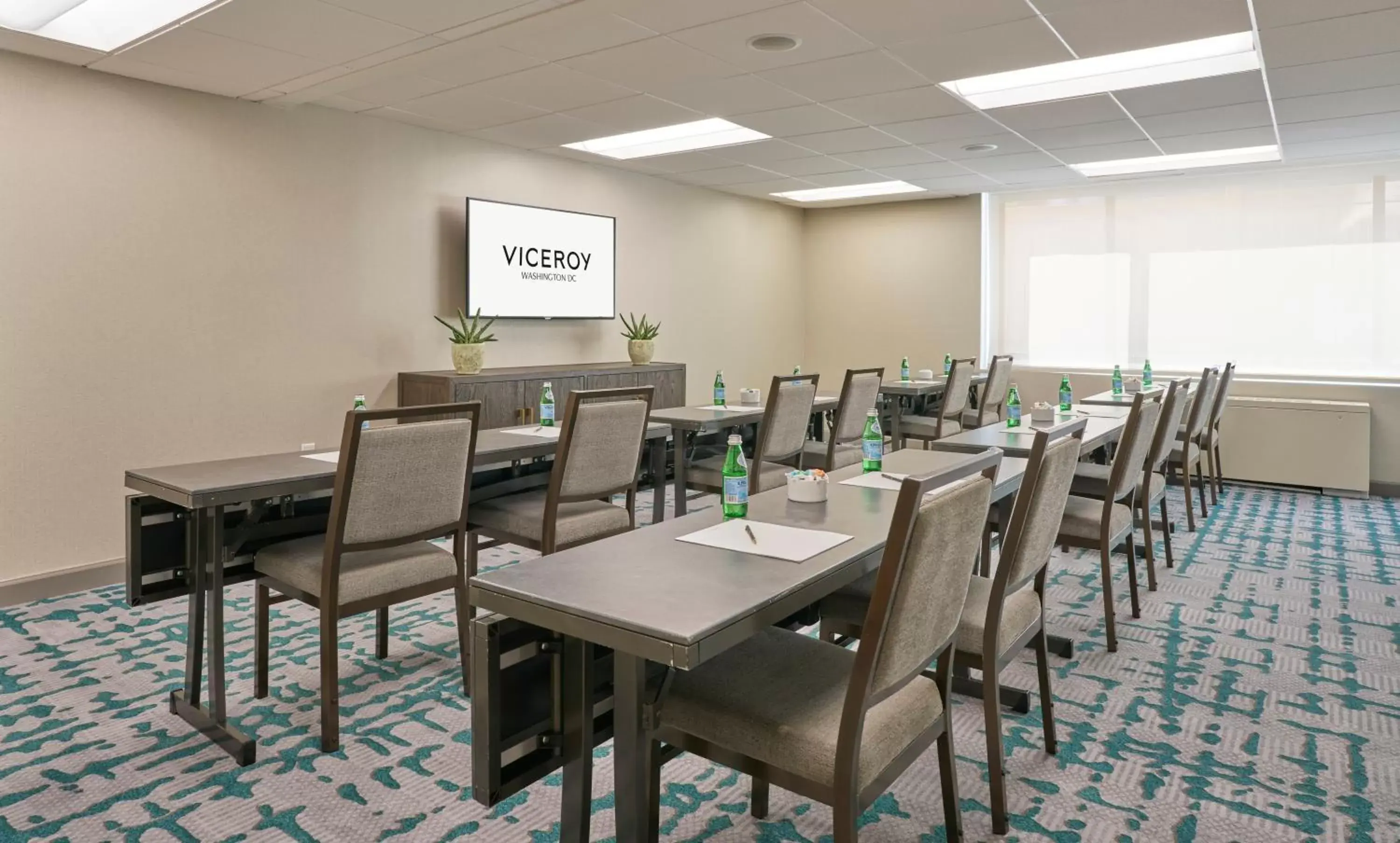 Meeting/conference room in Viceroy Washington DC