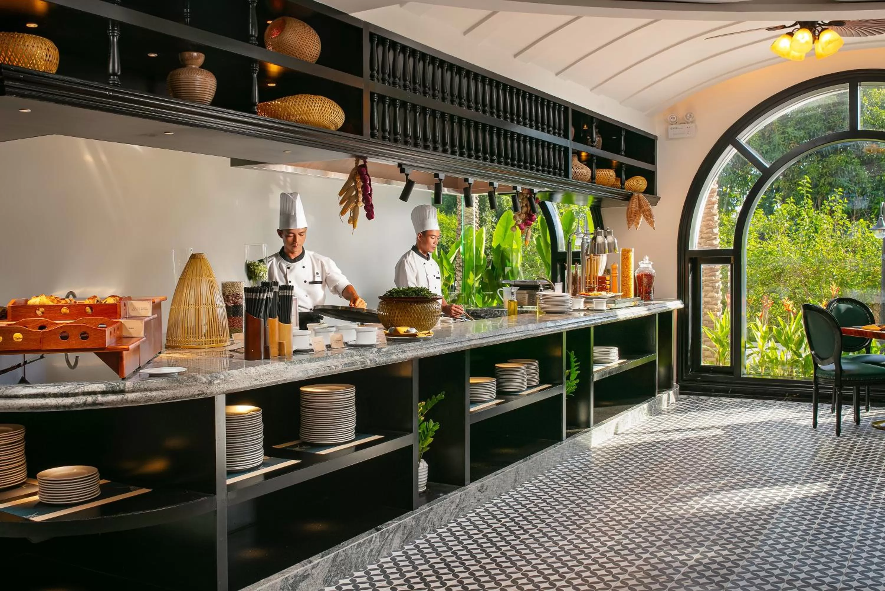 Restaurant/places to eat in Grand Sunrise Palace Hoi An- A Luxury Indochine Hotel & Spa