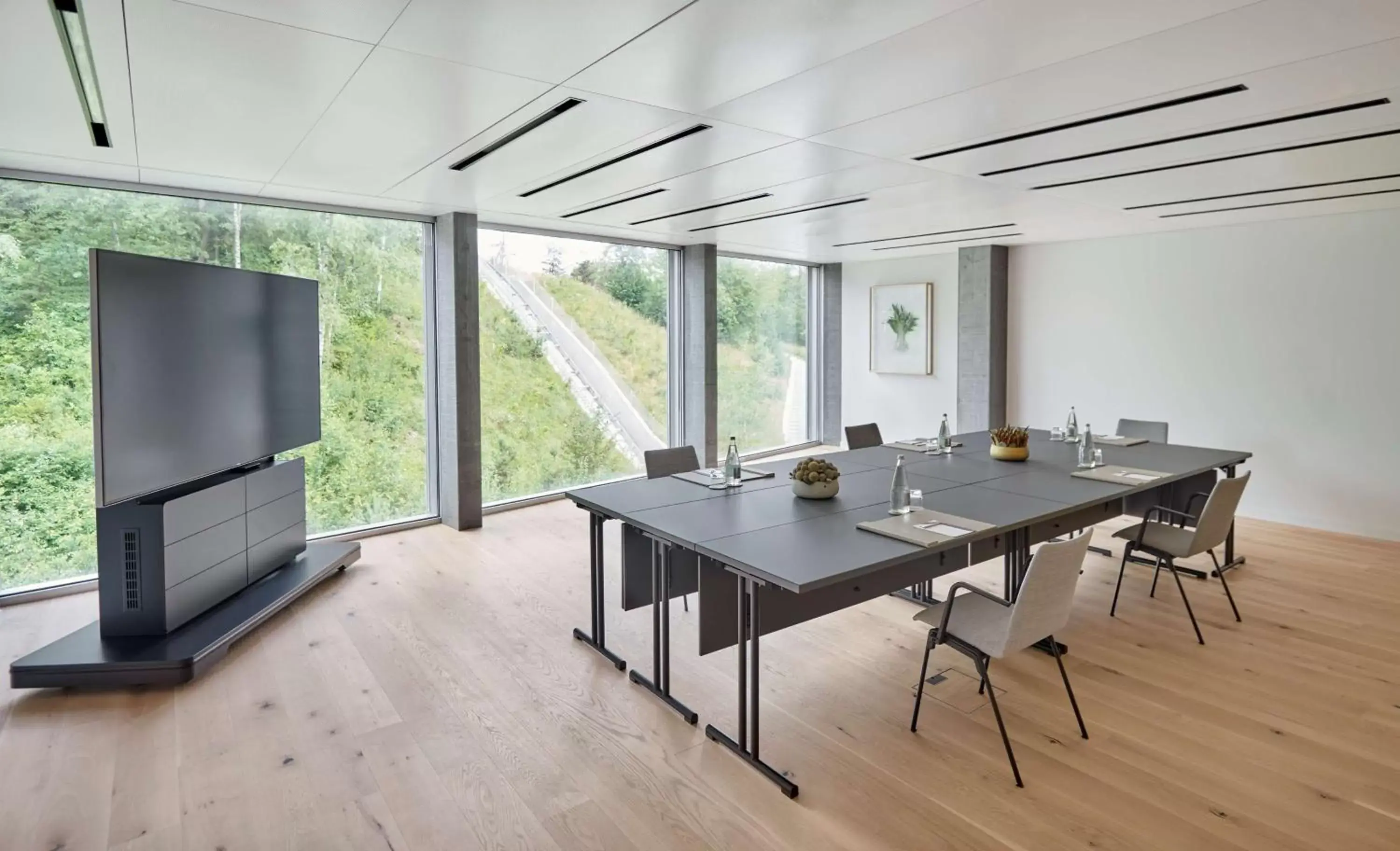 Property building in Hyatt Regency Zurich Airport Circle Property building in Hyatt Regency Zurich Airport Circle
