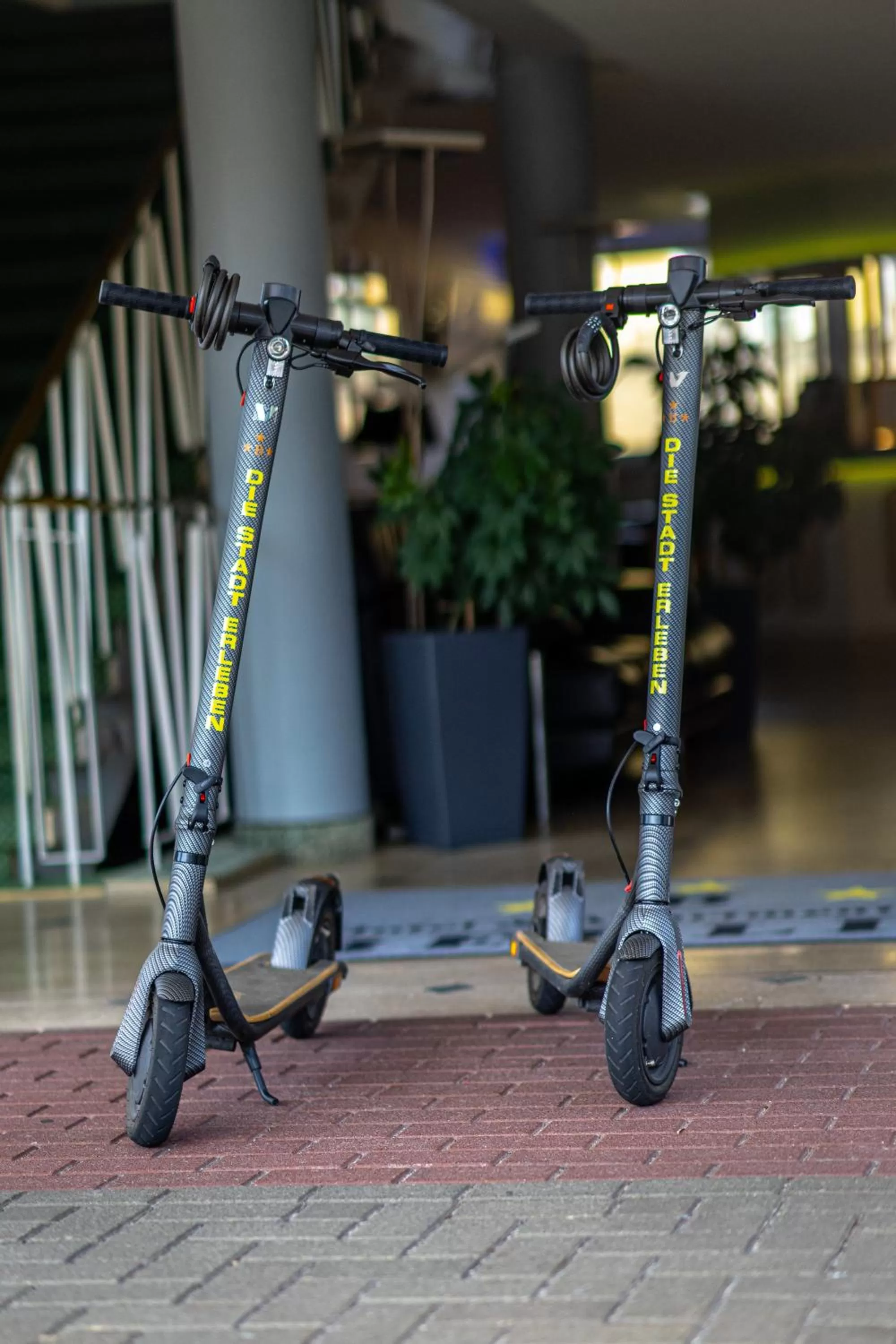 Cycling in LAT Hotel & Apartmenthaus Berlin