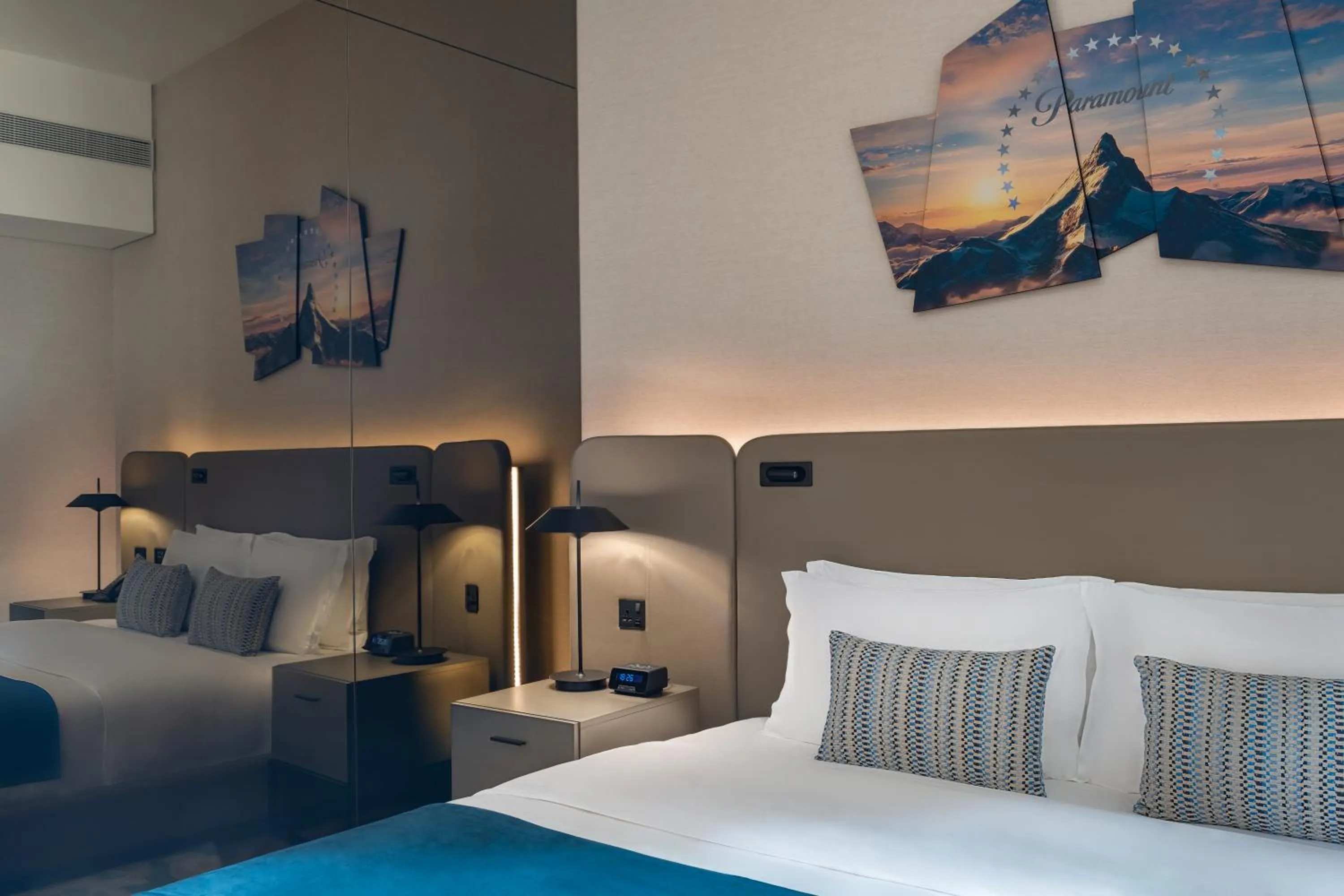 Bed in Paramount Hotel Midtown