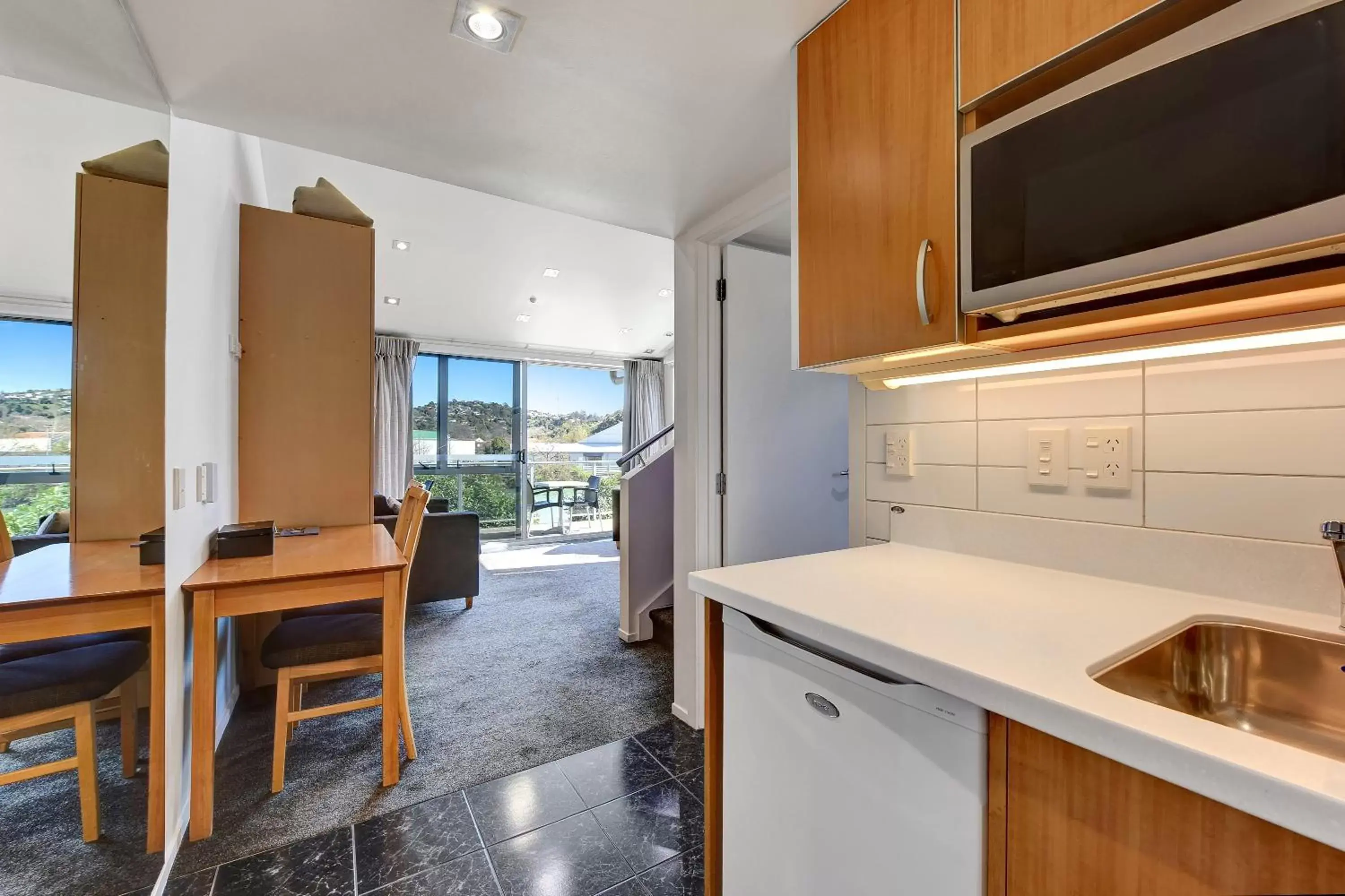 Kitchen or kitchenette, Kitchen/Kitchenette in Tides Hotel