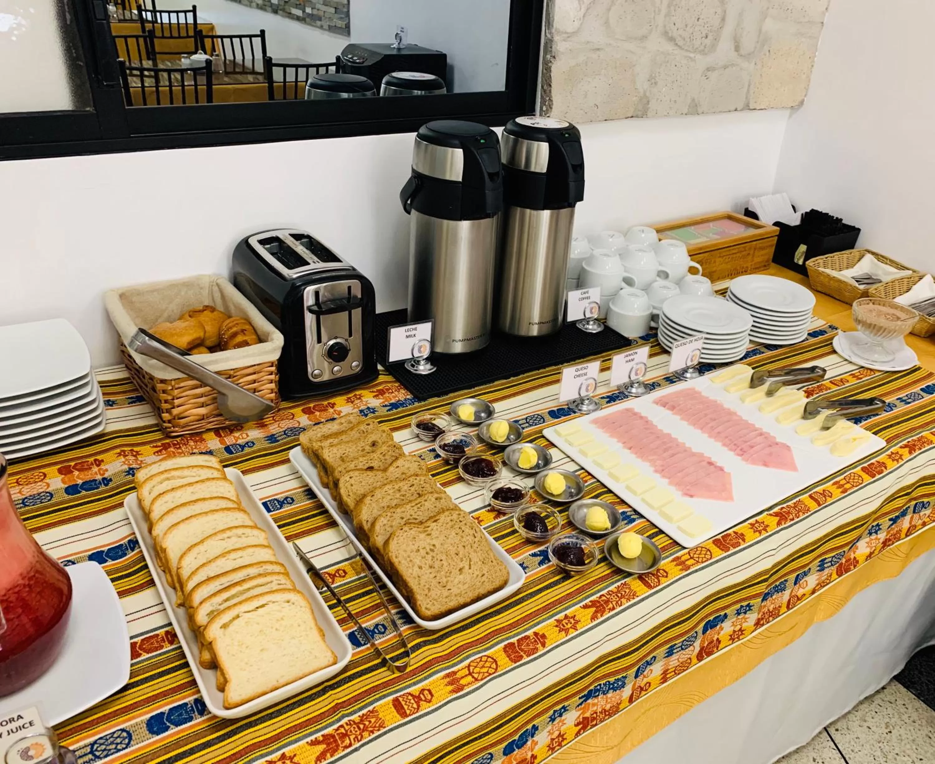 Breakfast in Hotel Endamo