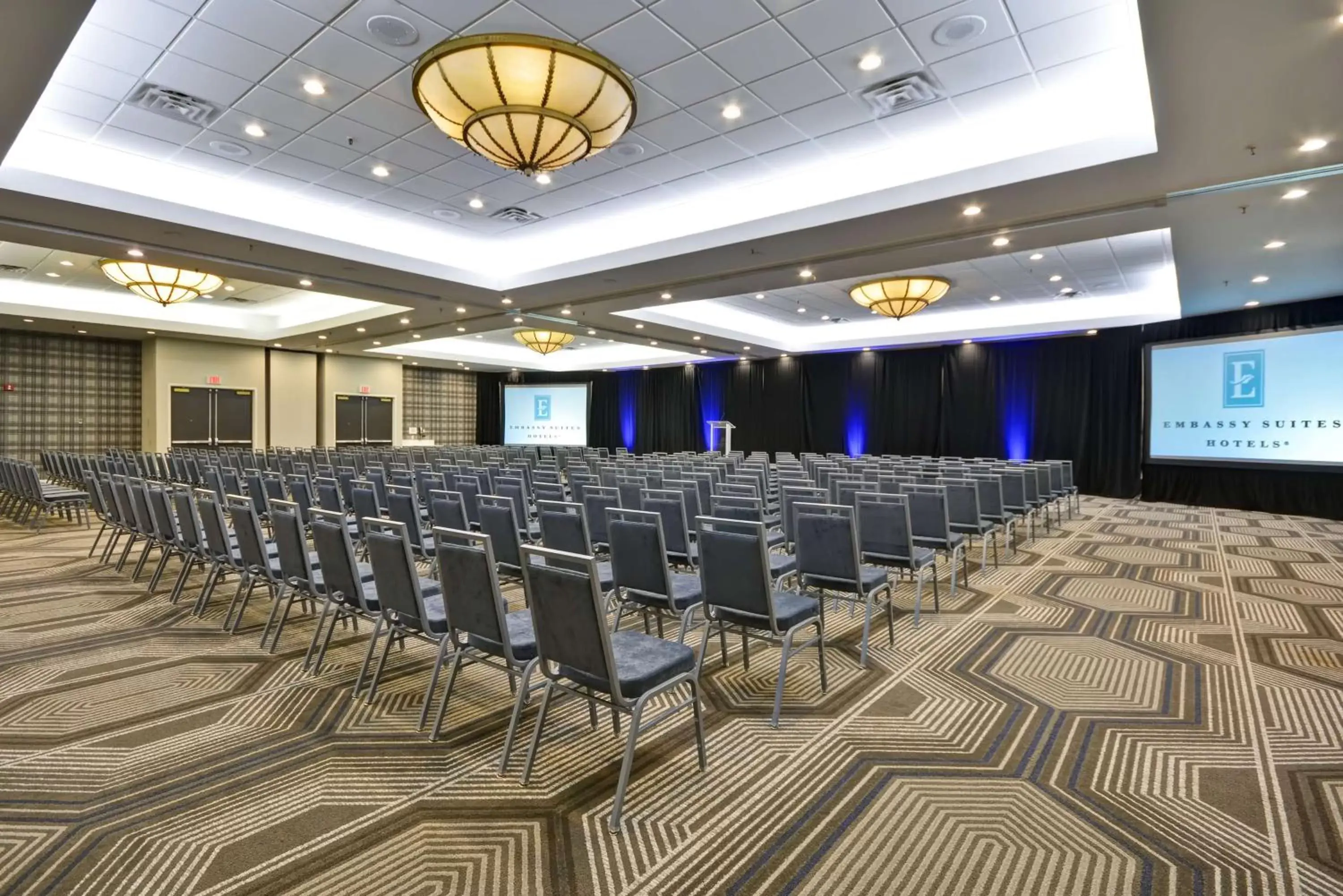 Meeting/conference room in Embassy Suites Charlotte