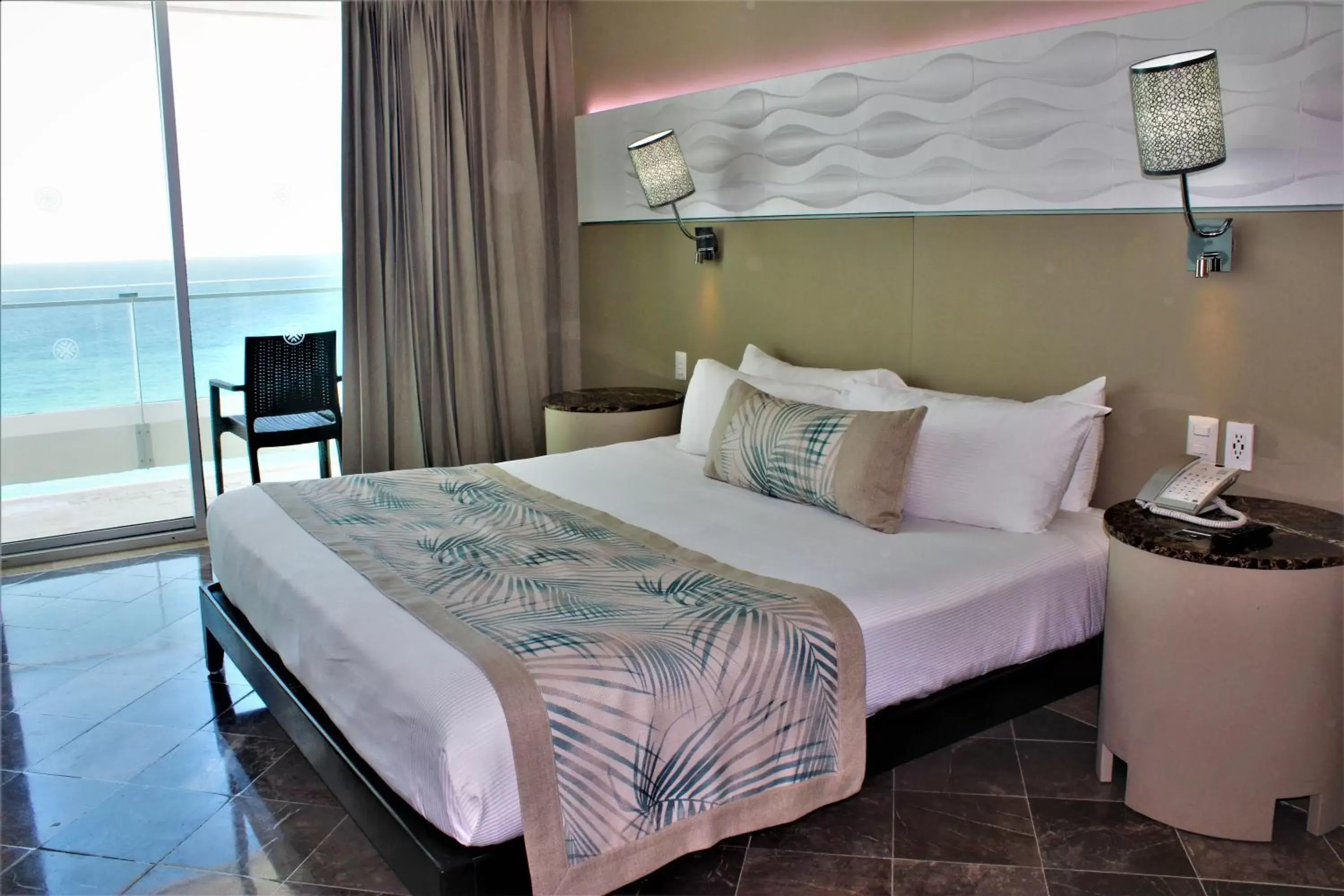 Bed in Krystal Grand Cancun