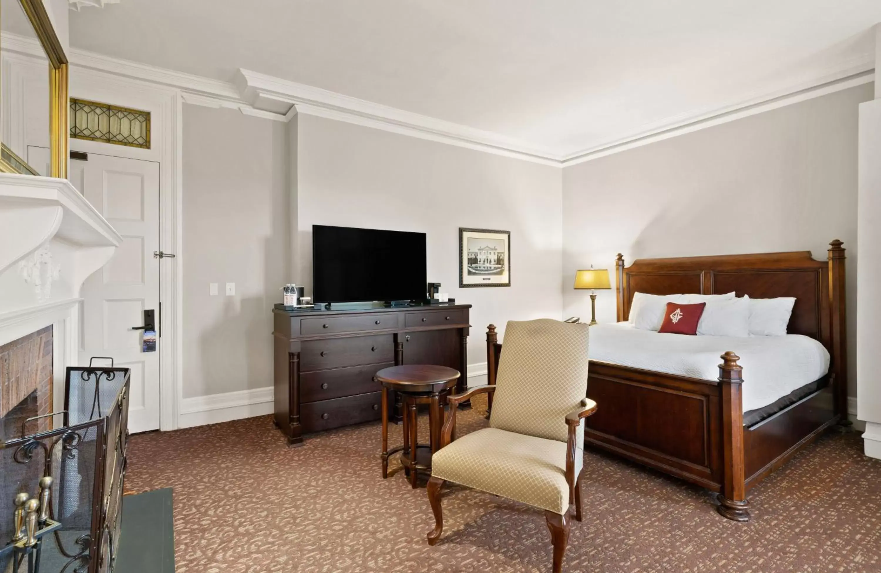 Bedroom in Jekyll Island Club Resort