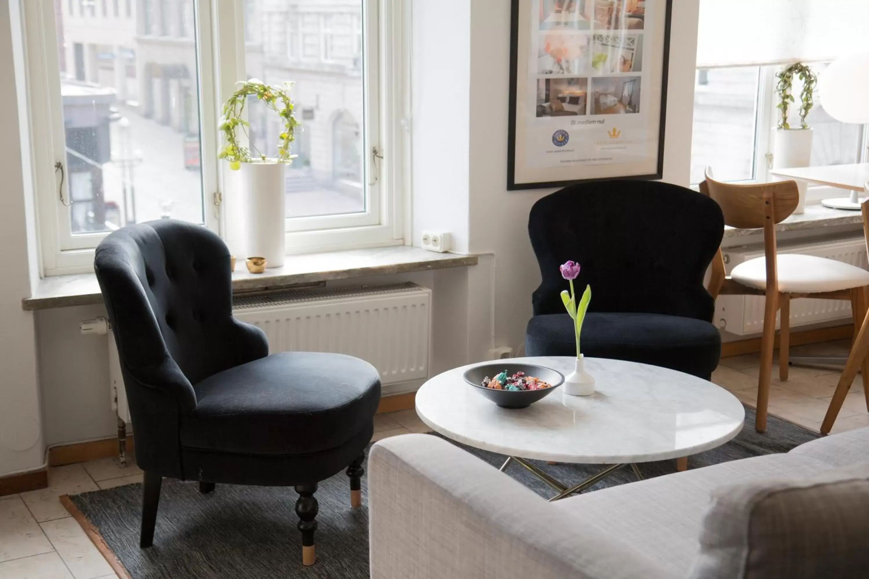 Restaurant/places to eat, Seating Area in Hotell Aston