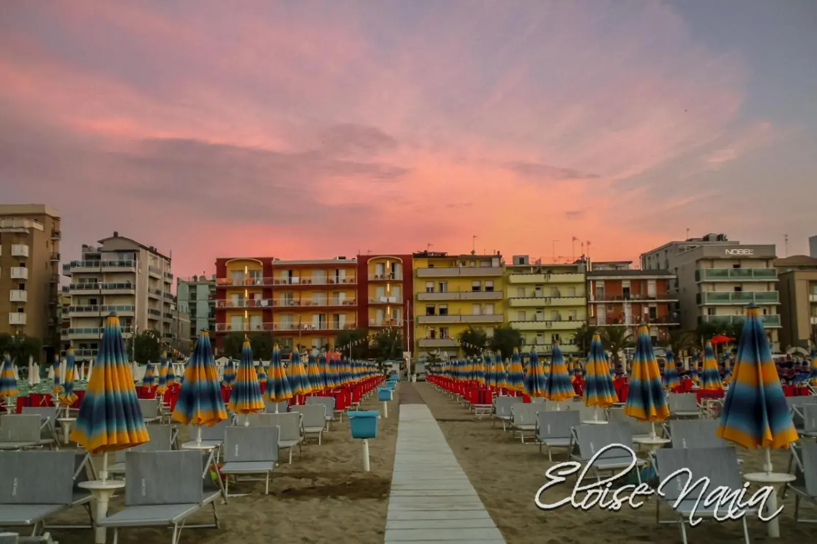 Neighbourhood, Beach in Hotel Resort Marinella