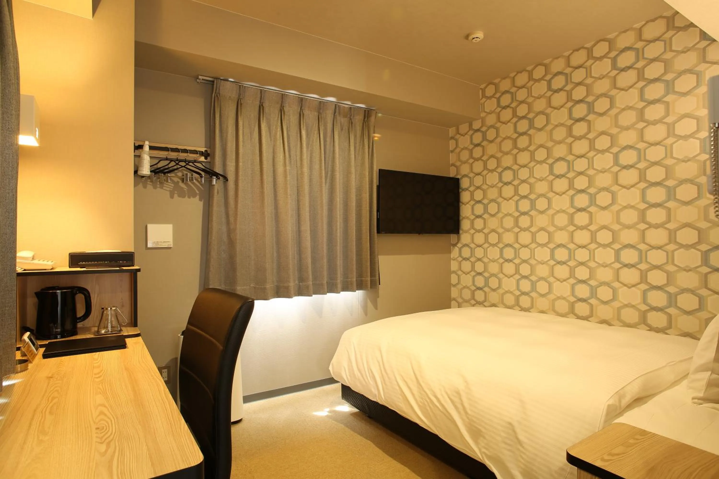 Photo of the whole room, Bed in Green Rich Hotel & Capsule Naha - Artificial hot spring Futamata Yunohana