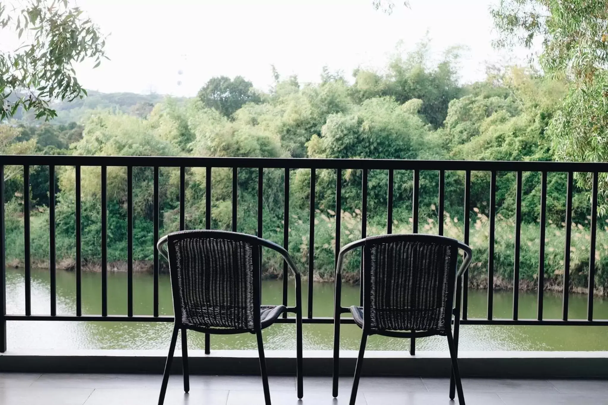 Balcony/Terrace in Riverawan Hotel