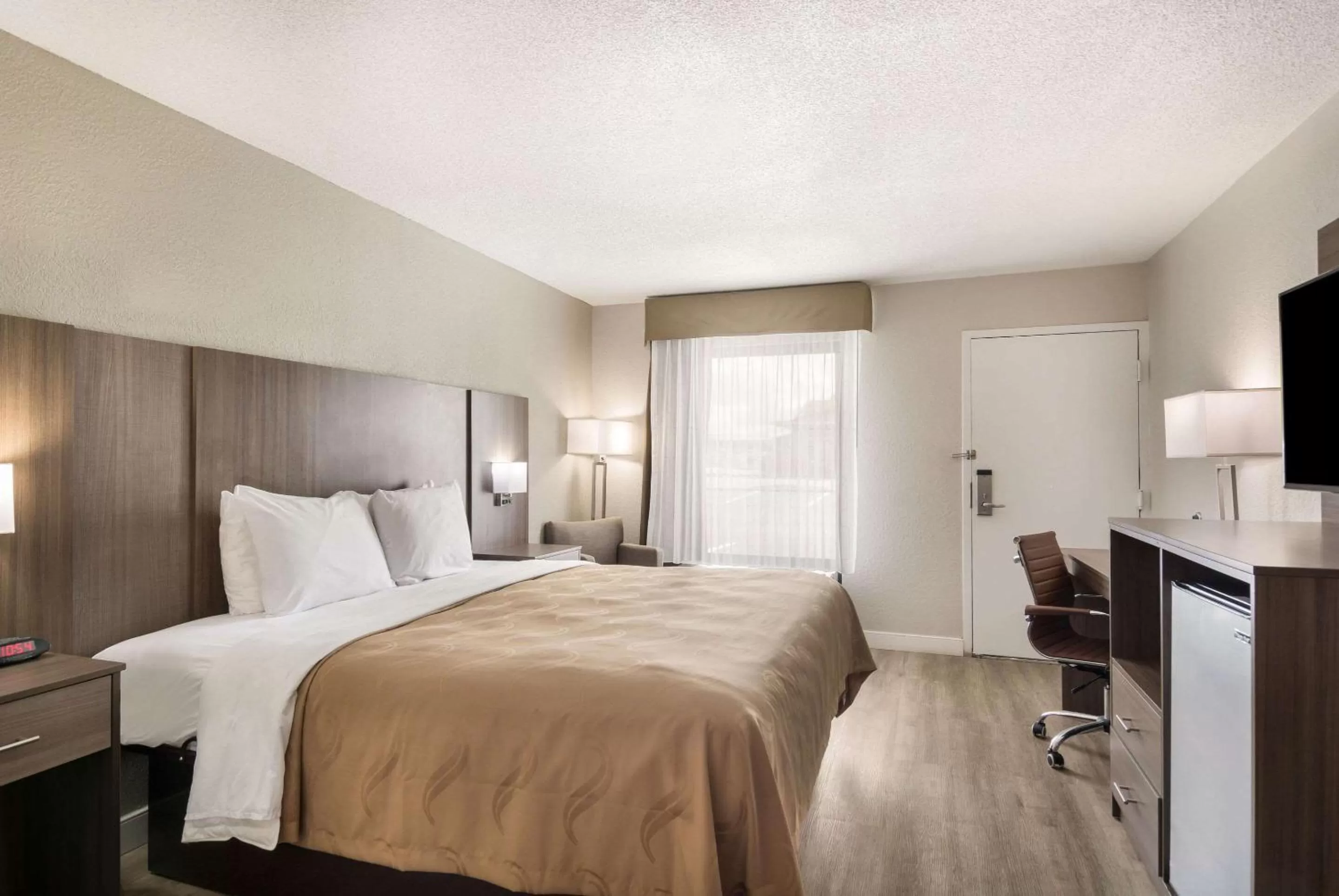 Bedroom, Bed in Quality Inn Emporia