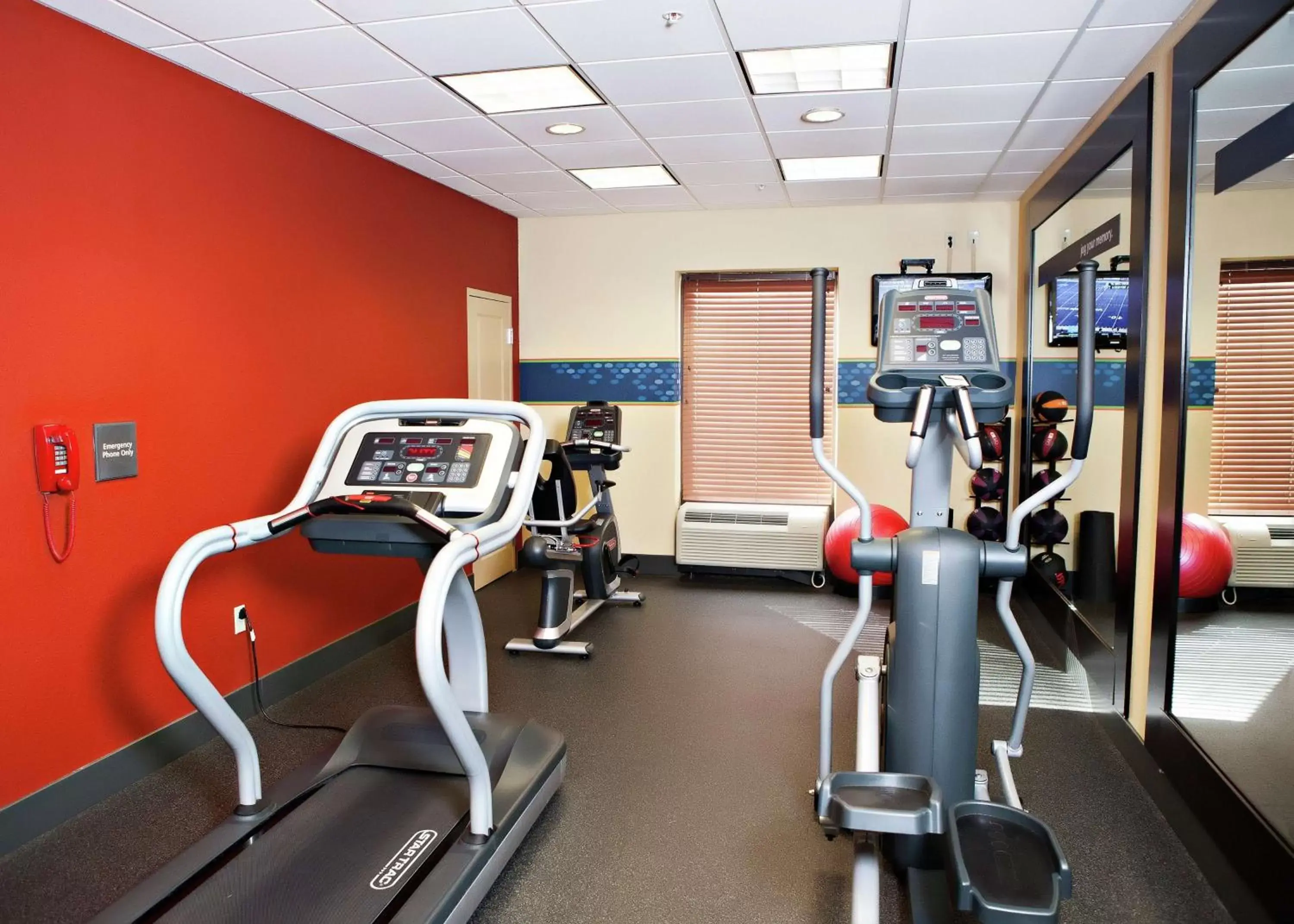Fitness centre/facilities, Fitness Center/Facilities in Hampton Inn Martin