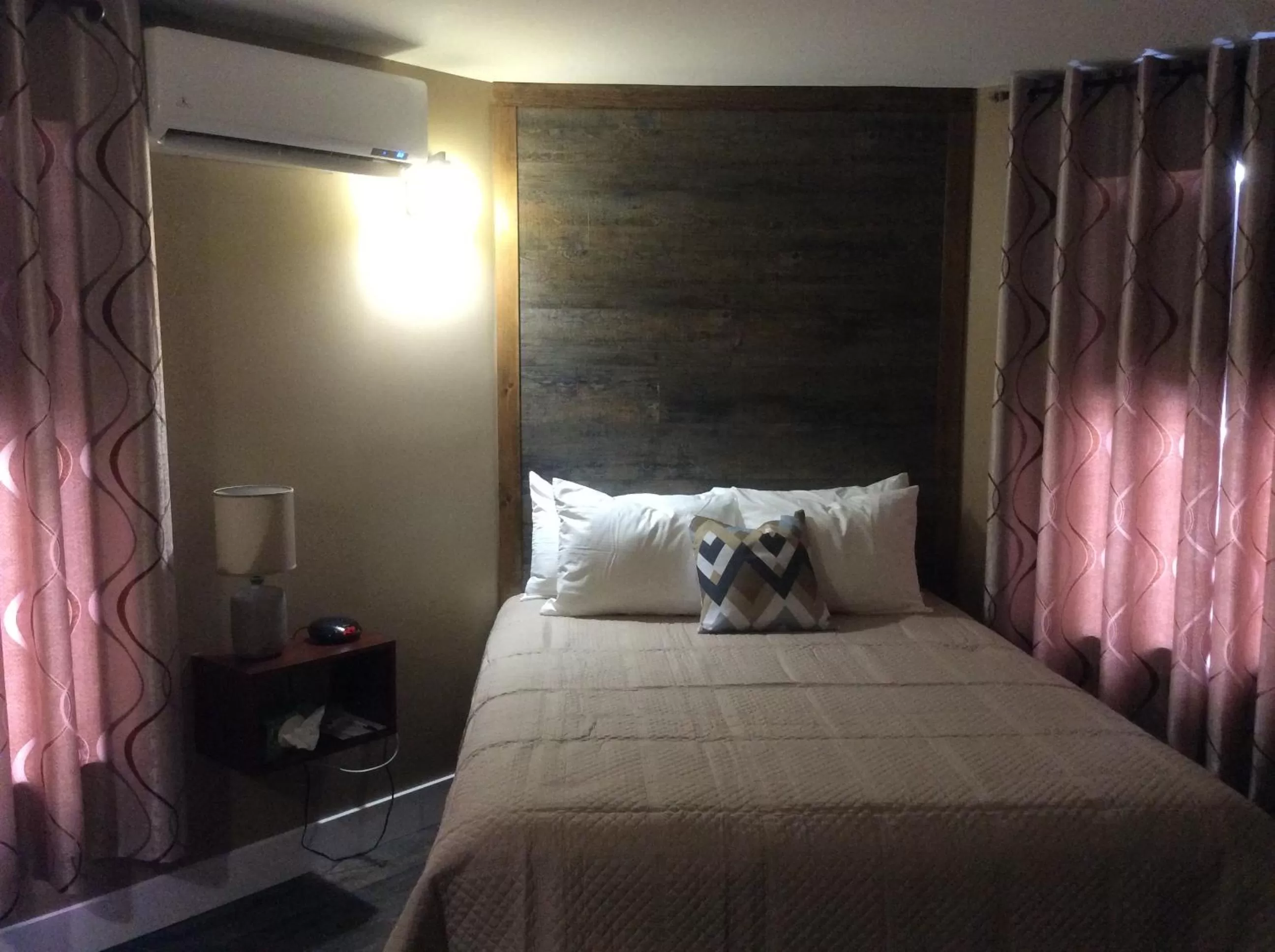 Bed in Villegiature Deux Rivieres Resort