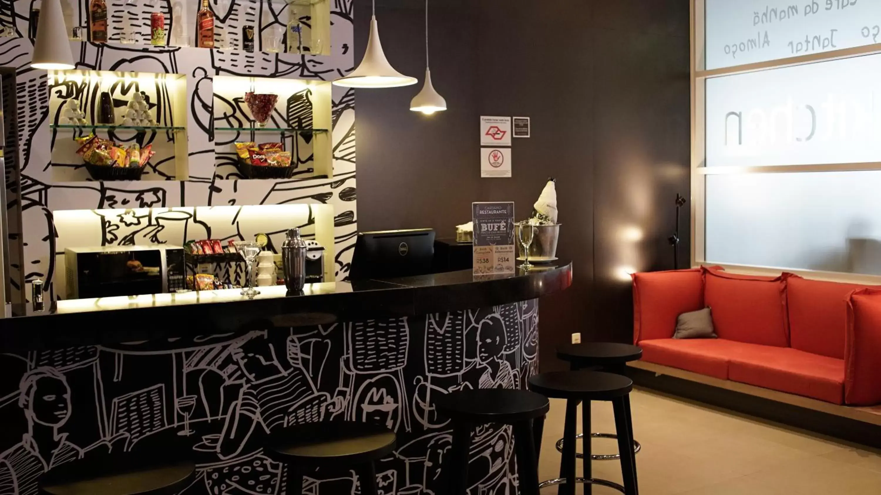 Lounge or bar, Lobby/Reception in ibis Osasco