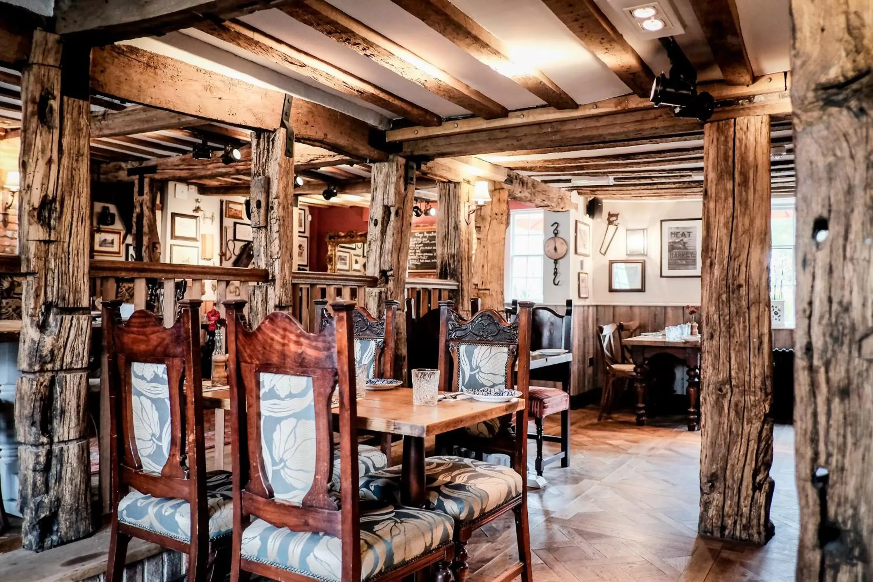 Restaurant/Places to Eat in The Crown Inn