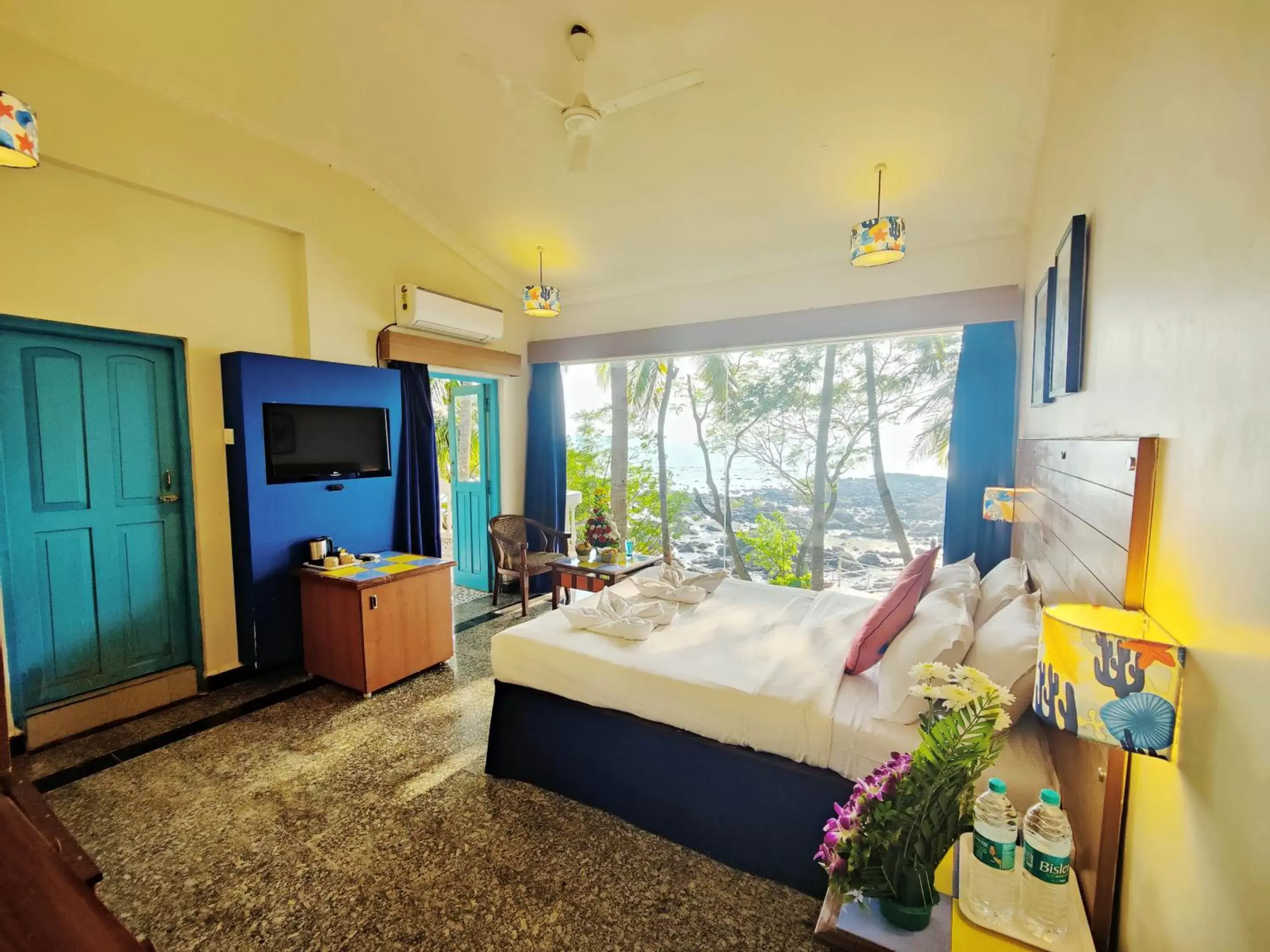 Photo of the whole room, Bed in Bambolim Beach Resort