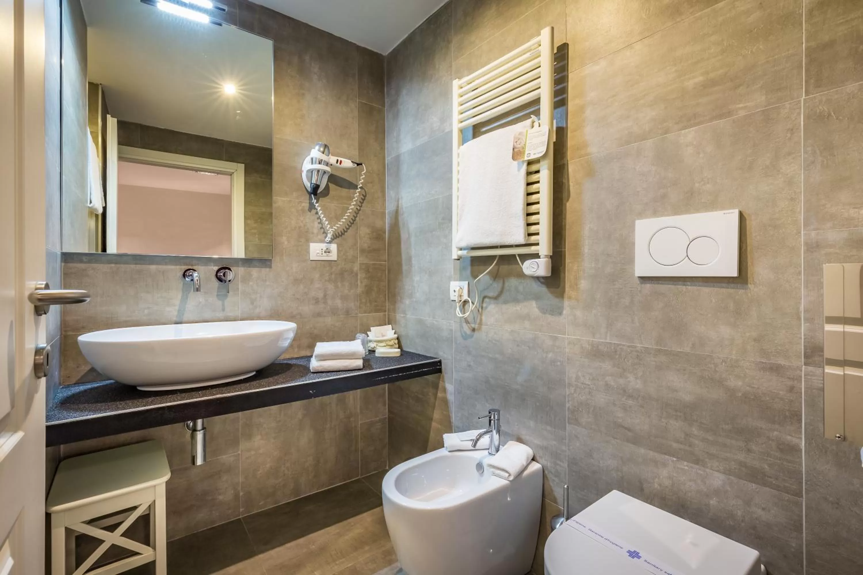 Bathroom in Hotel La Scaletta al Ponte Vecchio