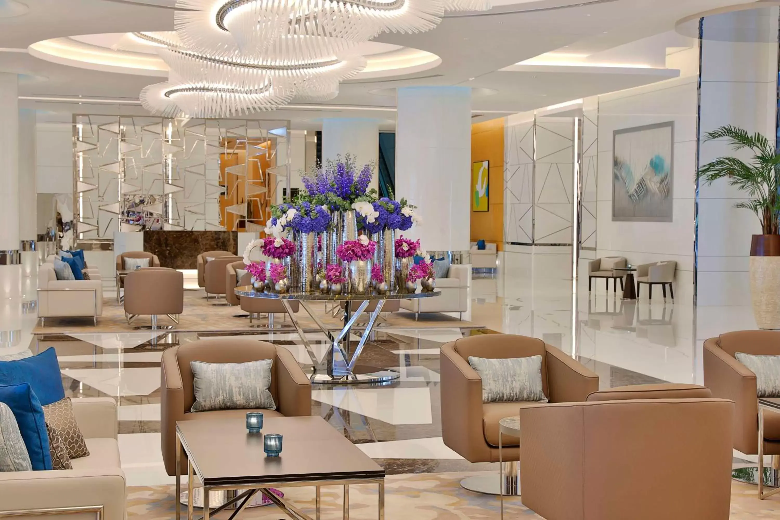 Lobby or reception in Hilton Dubai Palm Jumeirah