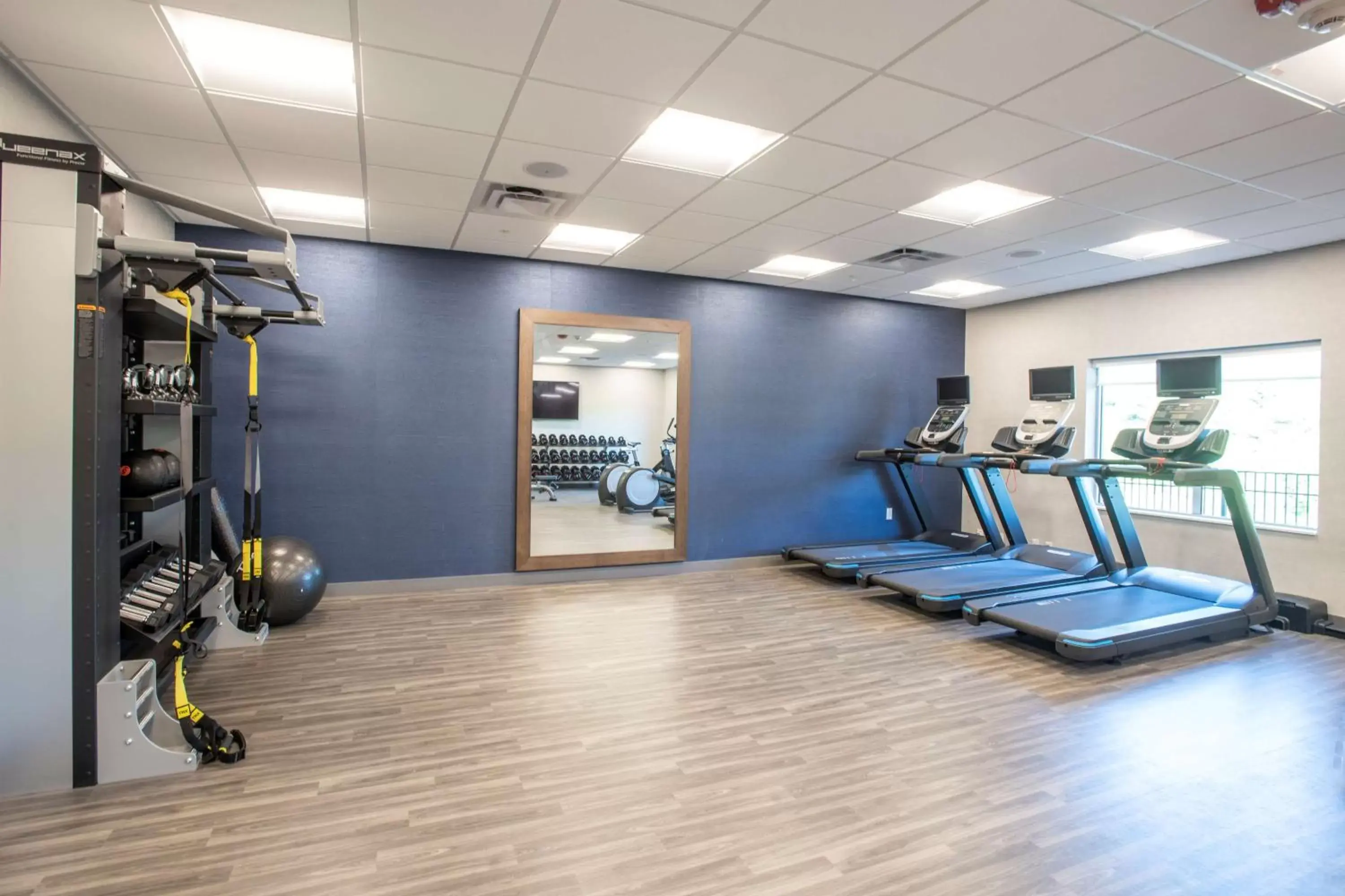 Fitness centre/facilities, Fitness Center/Facilities in Hampton Inn Richwood Cincinnati South, KY