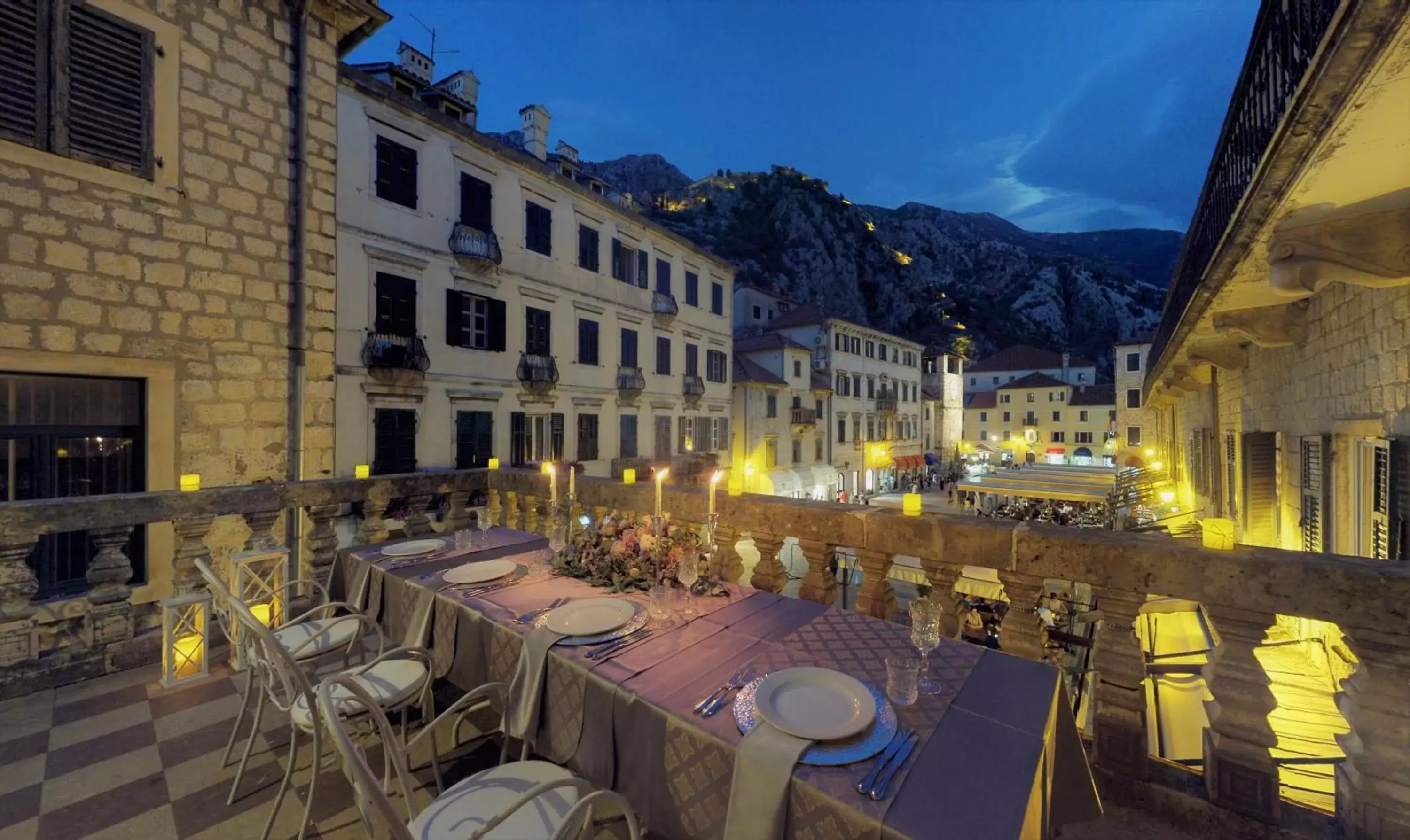 Restaurant/places to eat in Historic Boutique Hotel Cattaro