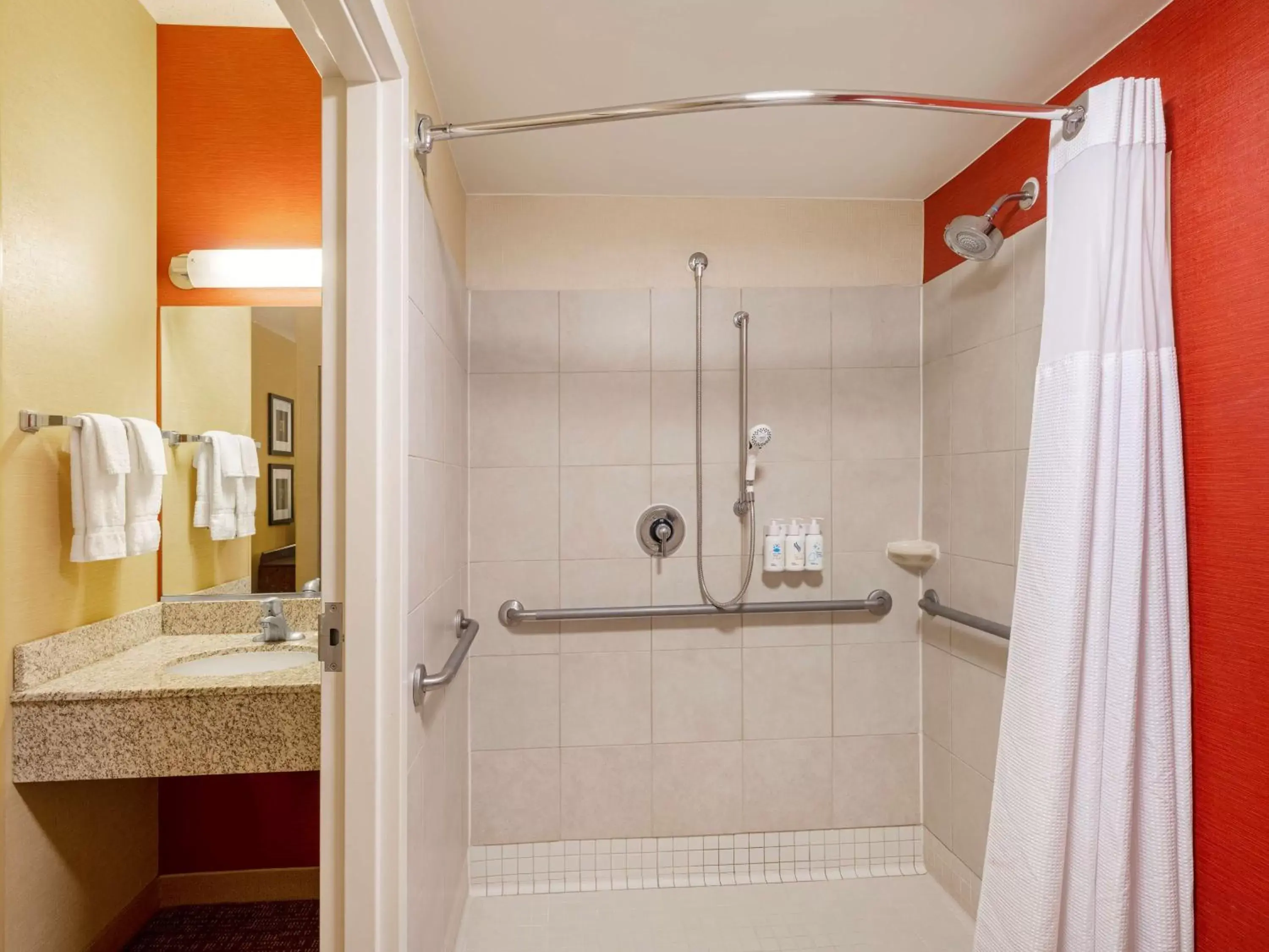 Bathroom in Sonesta Select Chicago Elgin West Dundee