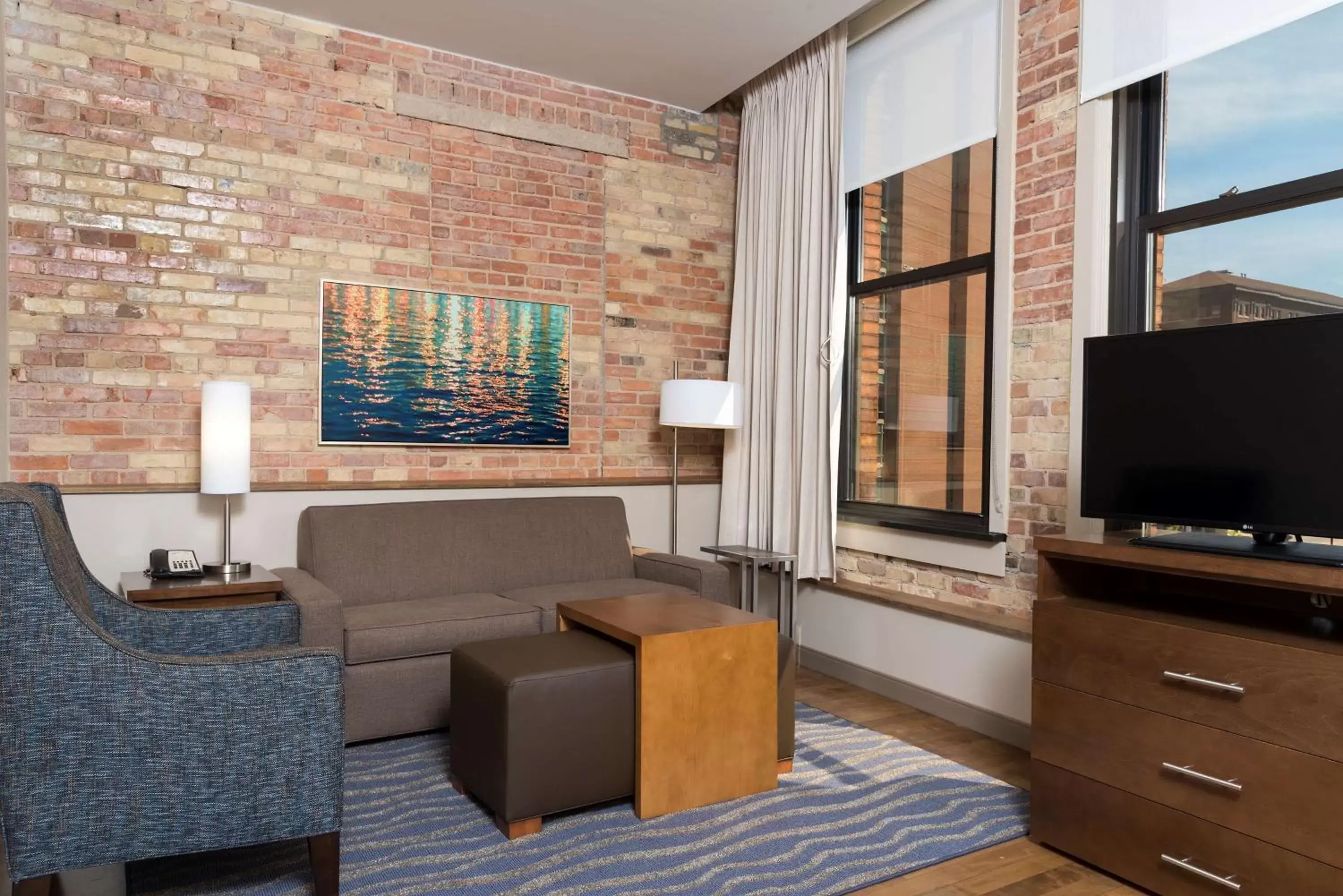 Living room, Seating Area in Homewood Suites by Hilton Grand Rapids Downtown