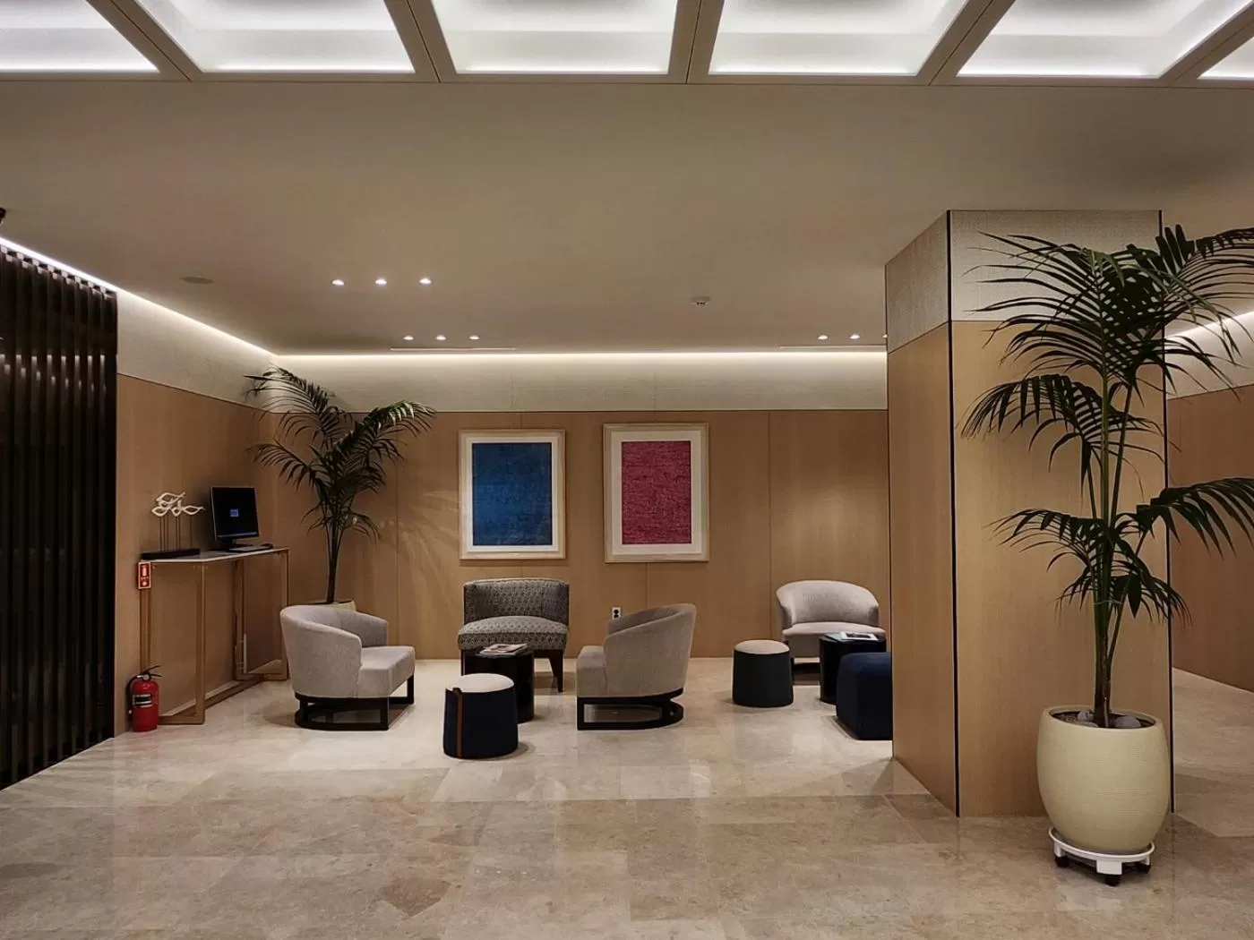 Lobby or reception in Sunshine Hotel