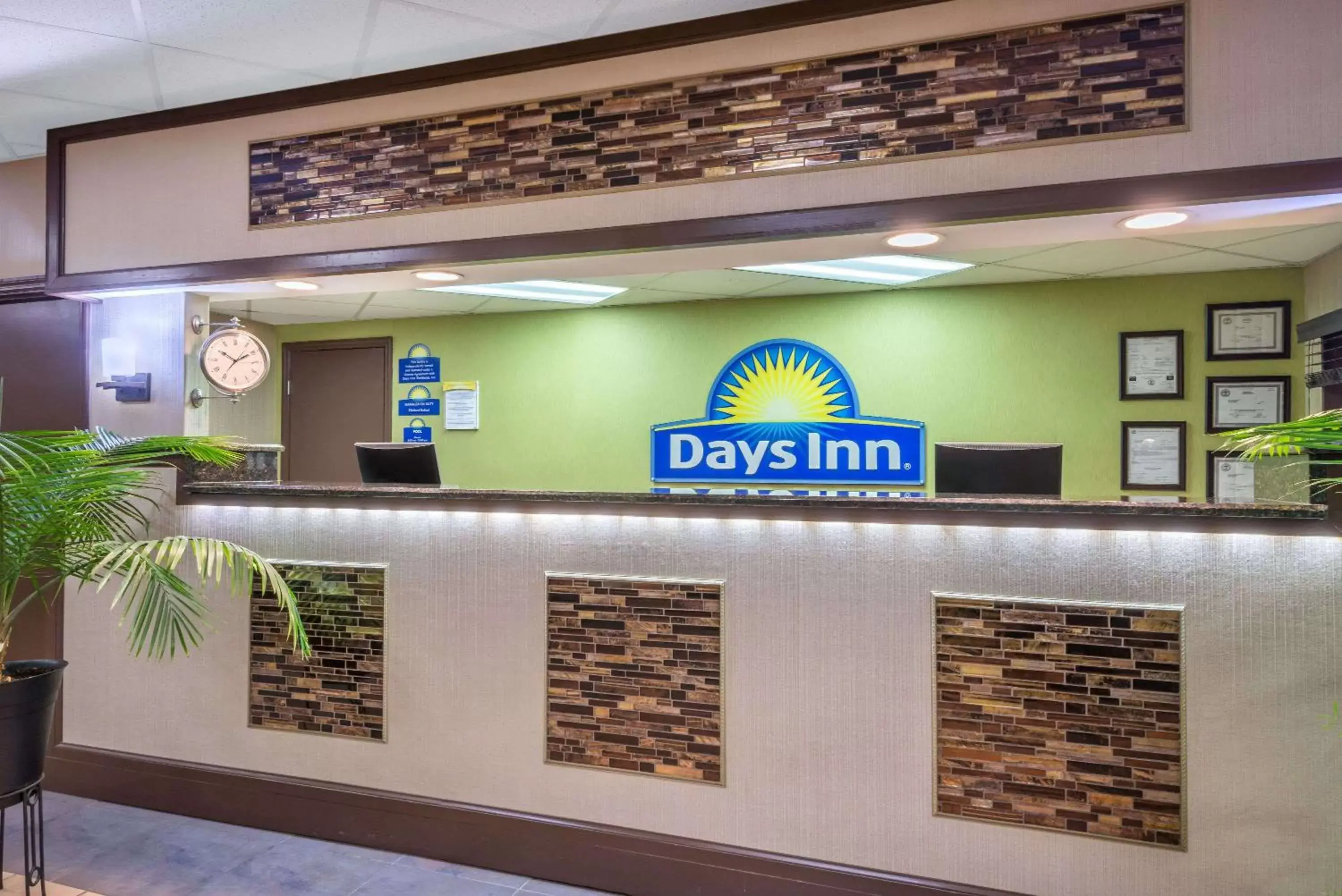 Lobby or reception in Days Inn by Wyndham Knoxville East