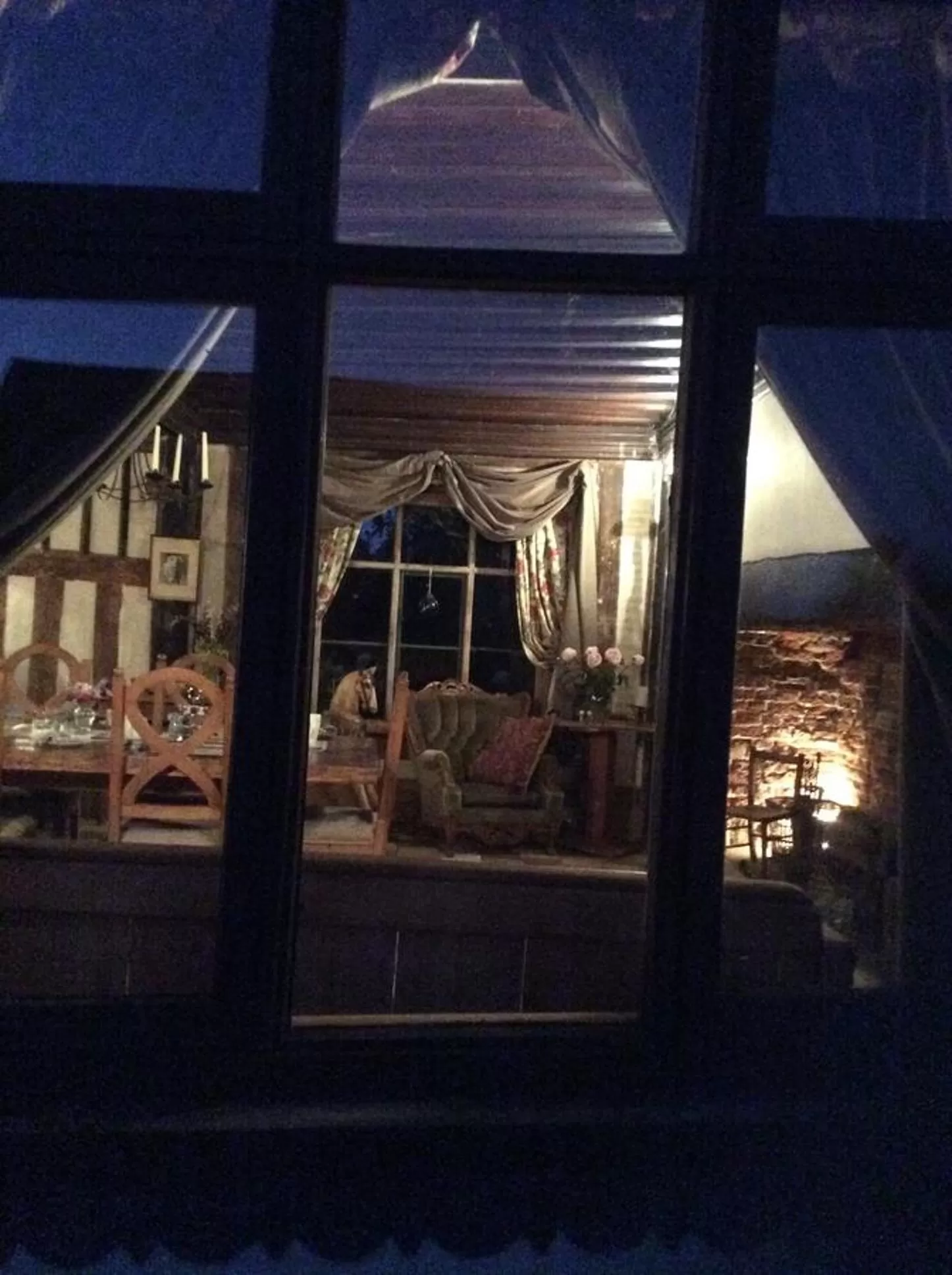 Night in Valley Farmhouse B&B