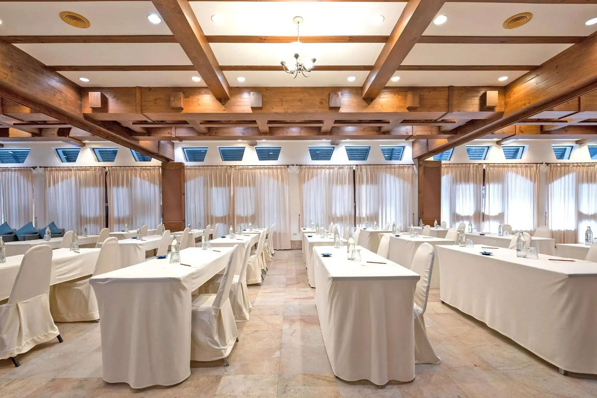 Meeting/conference room in Prima Hotel Pattaya