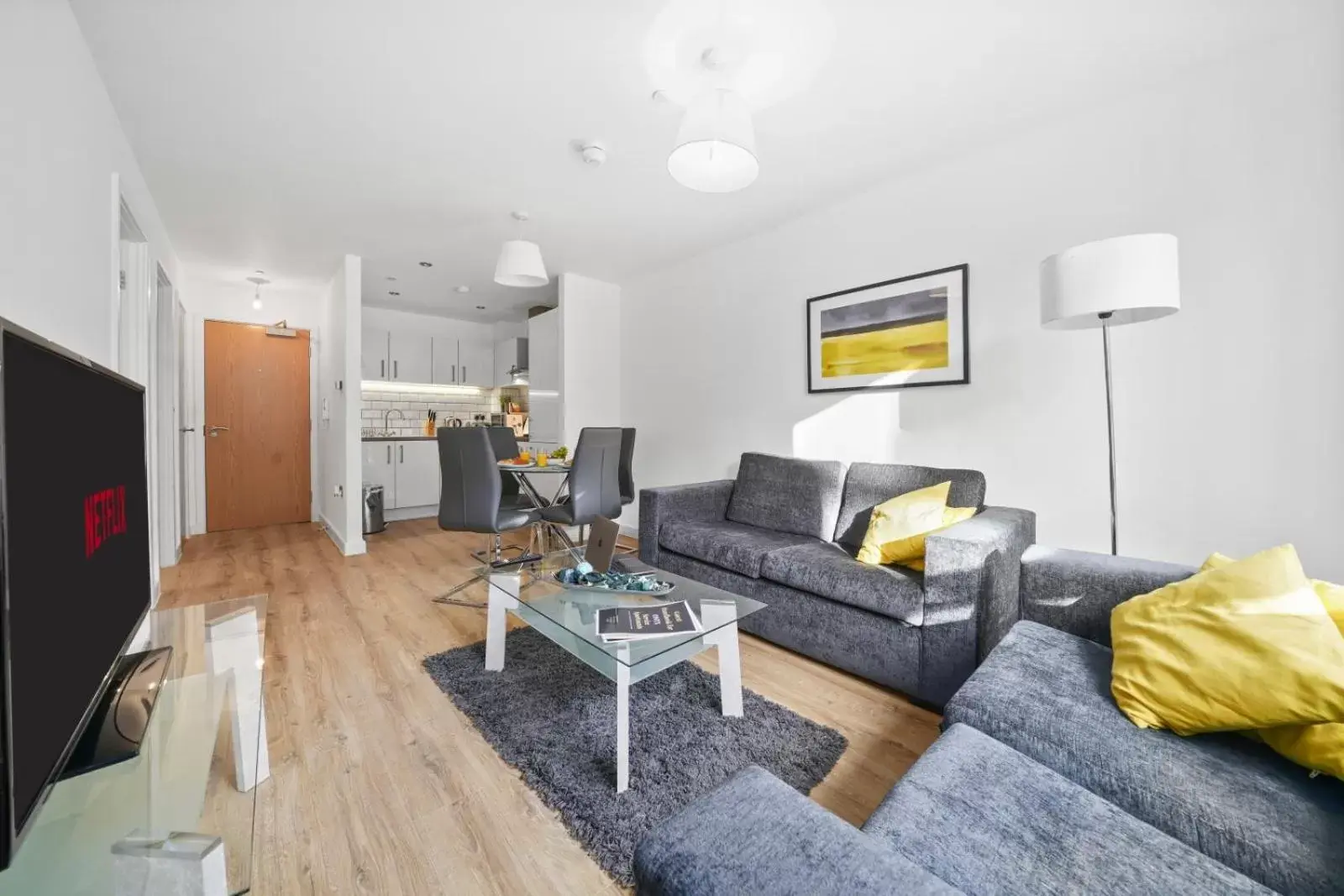 TV and multimedia, Seating Area in Onyx O2 Arena Brindley Place Broad Street Large Spacious Apartment