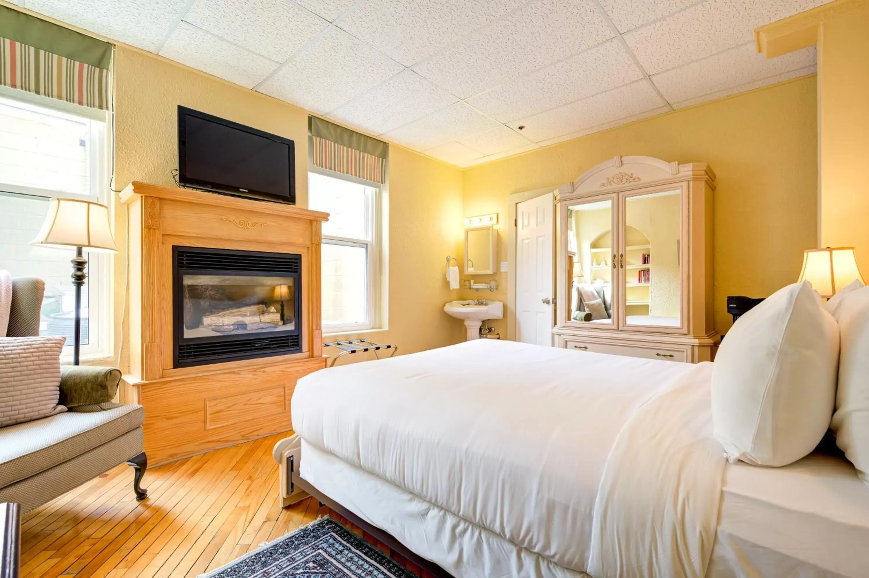 Bed in The Stratford Hotel by Hoco Hotels Collection