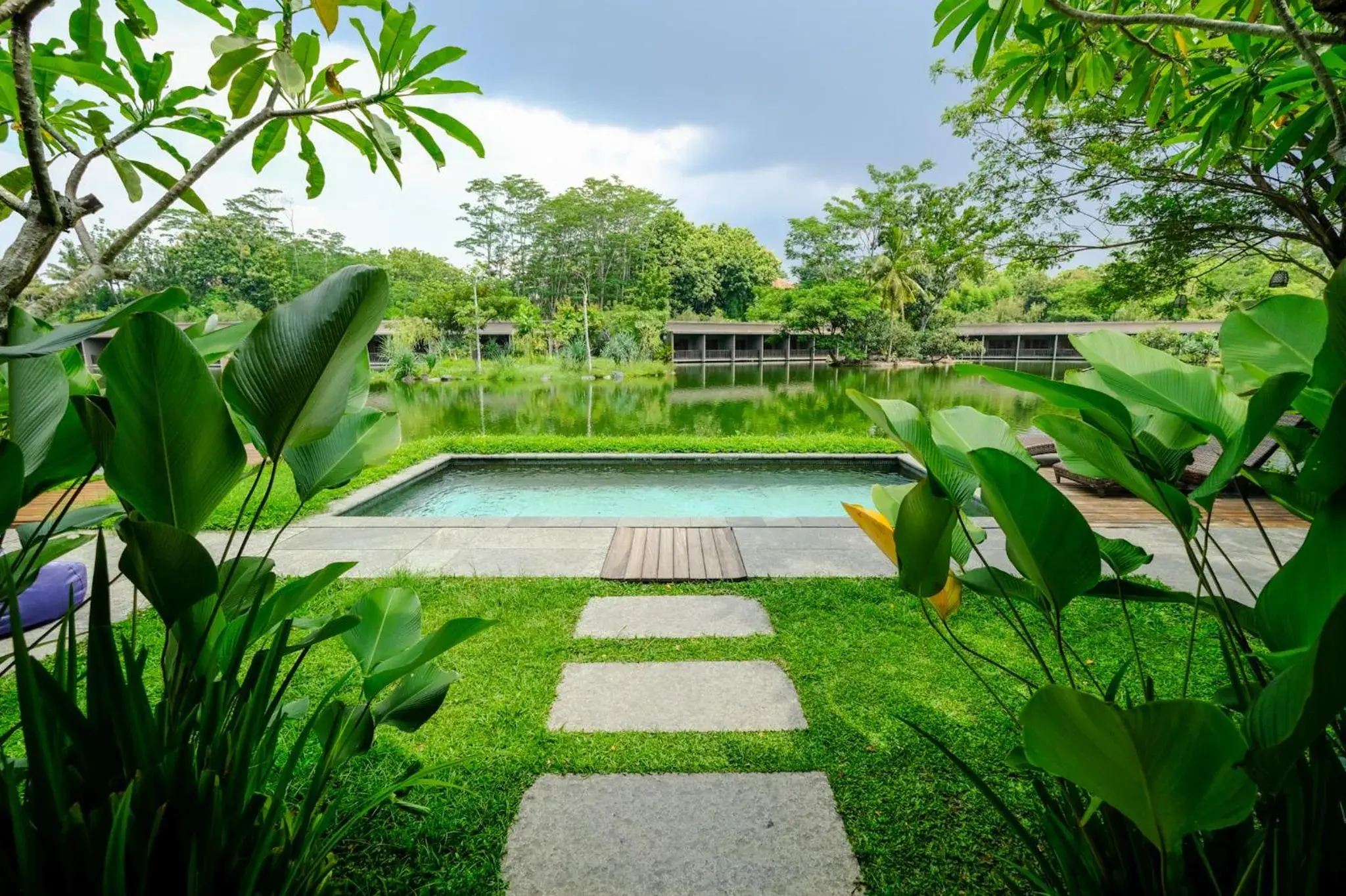 Swimming Pool in The Westlake Resort Yogya