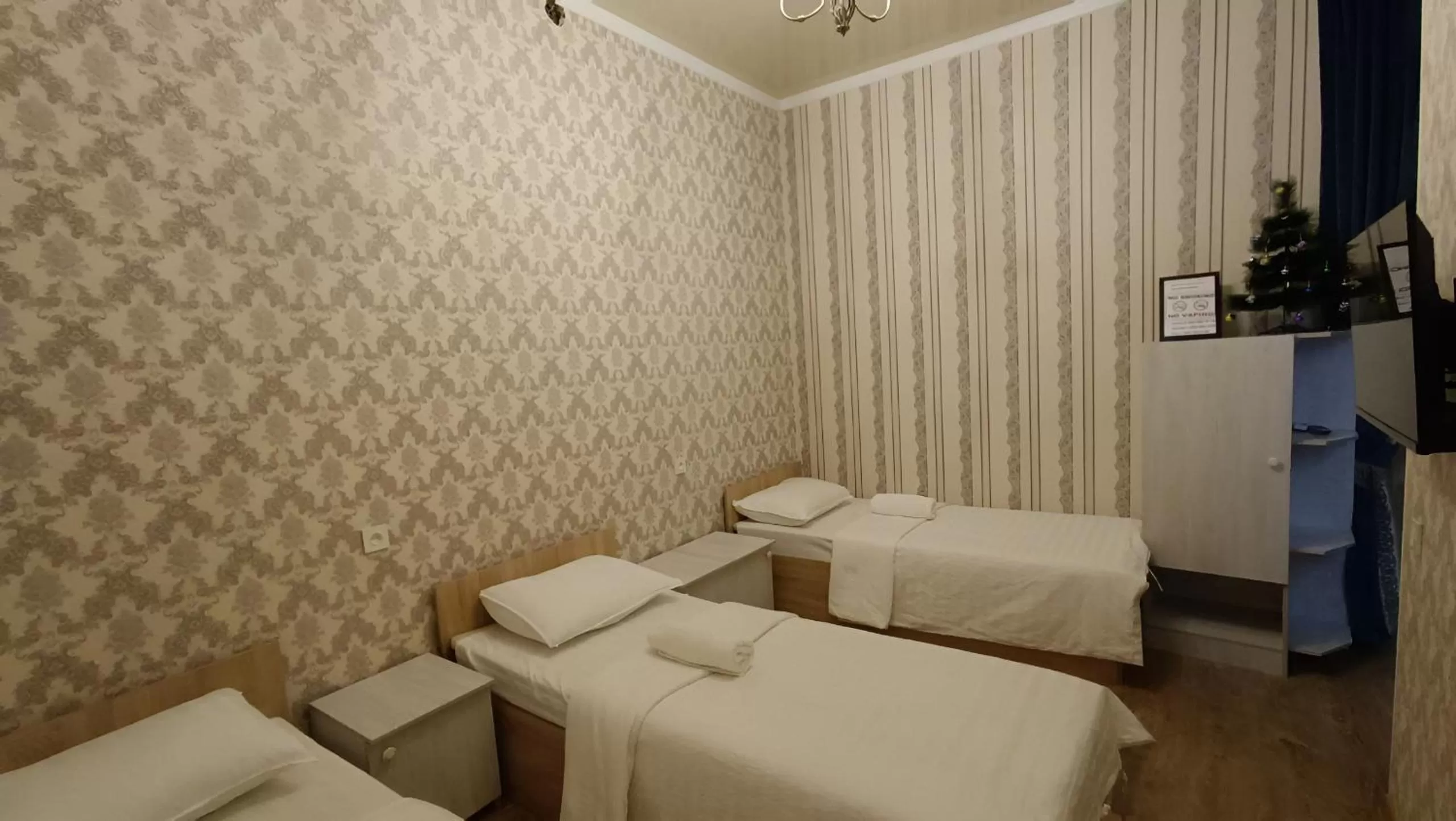 Bed in Aminabonu Hotel