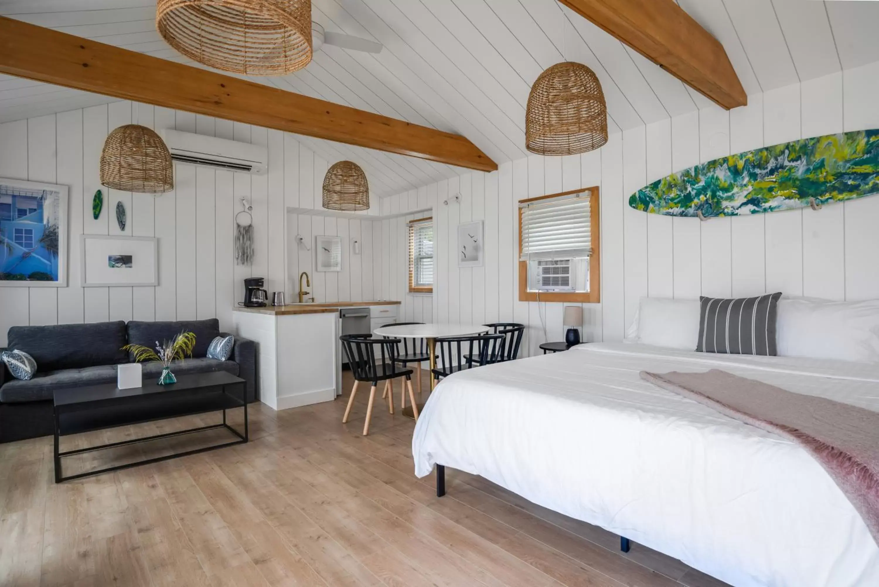 Penthouse Apartment in Breakers Montauk Penthouse Apartment in Breakers Montauk