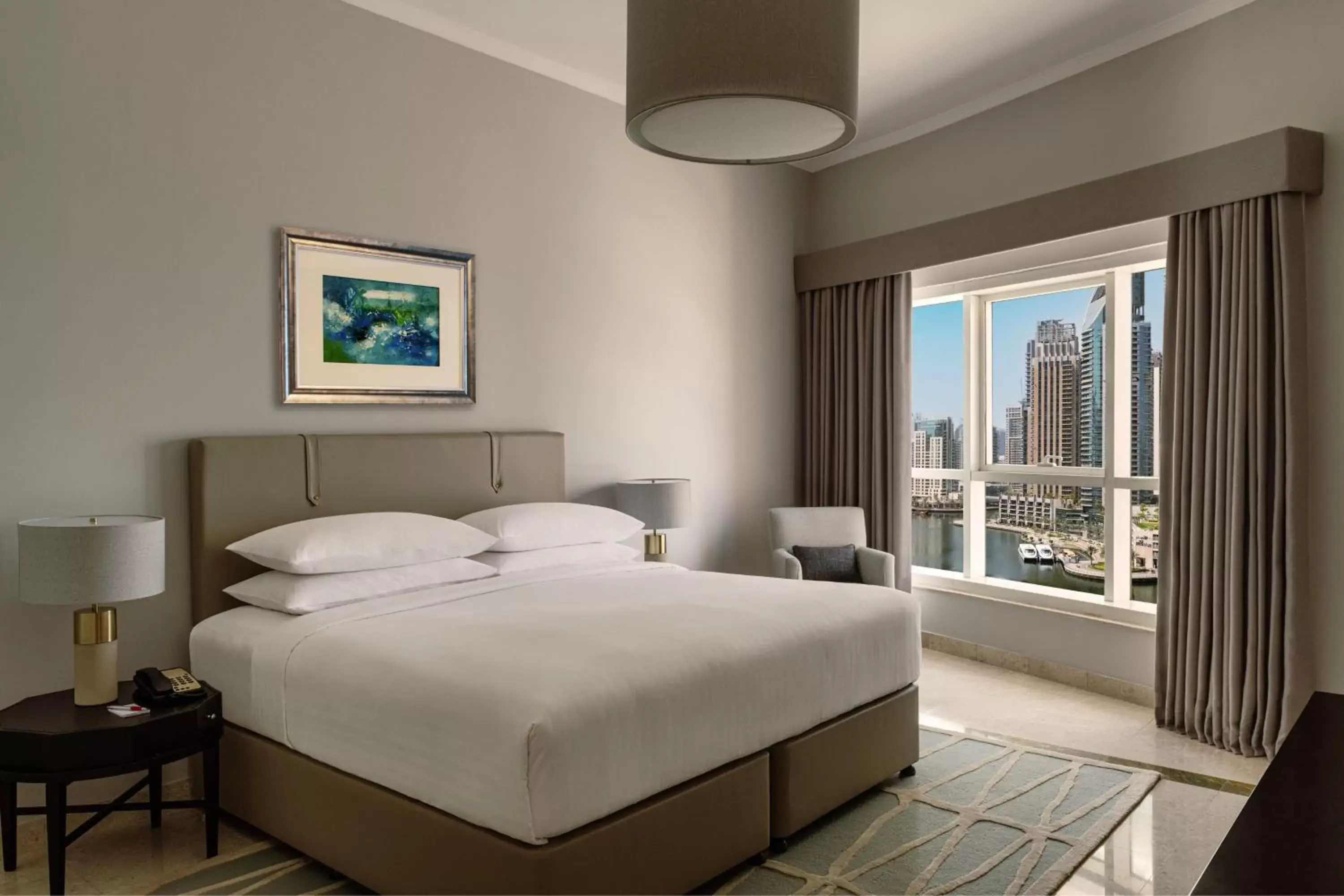 Bedroom, Bed in Dubai Marriott Harbour Hotel And Suites