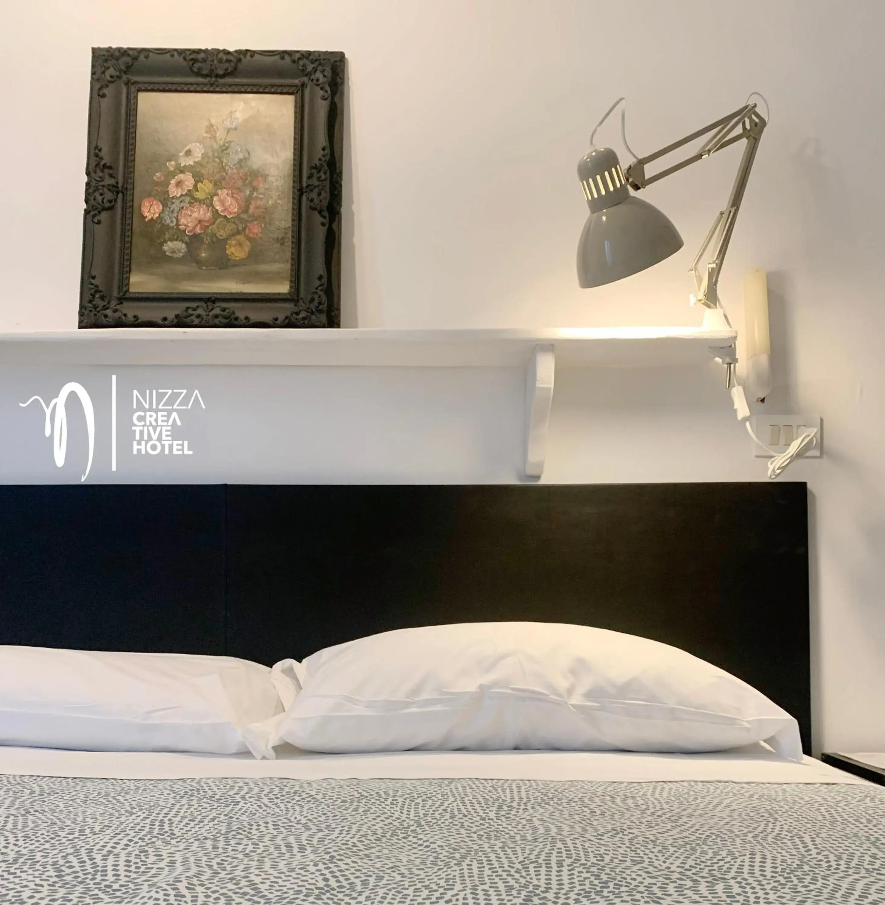 Bed, Bathroom in Hotel Nizza Creative Hotel
