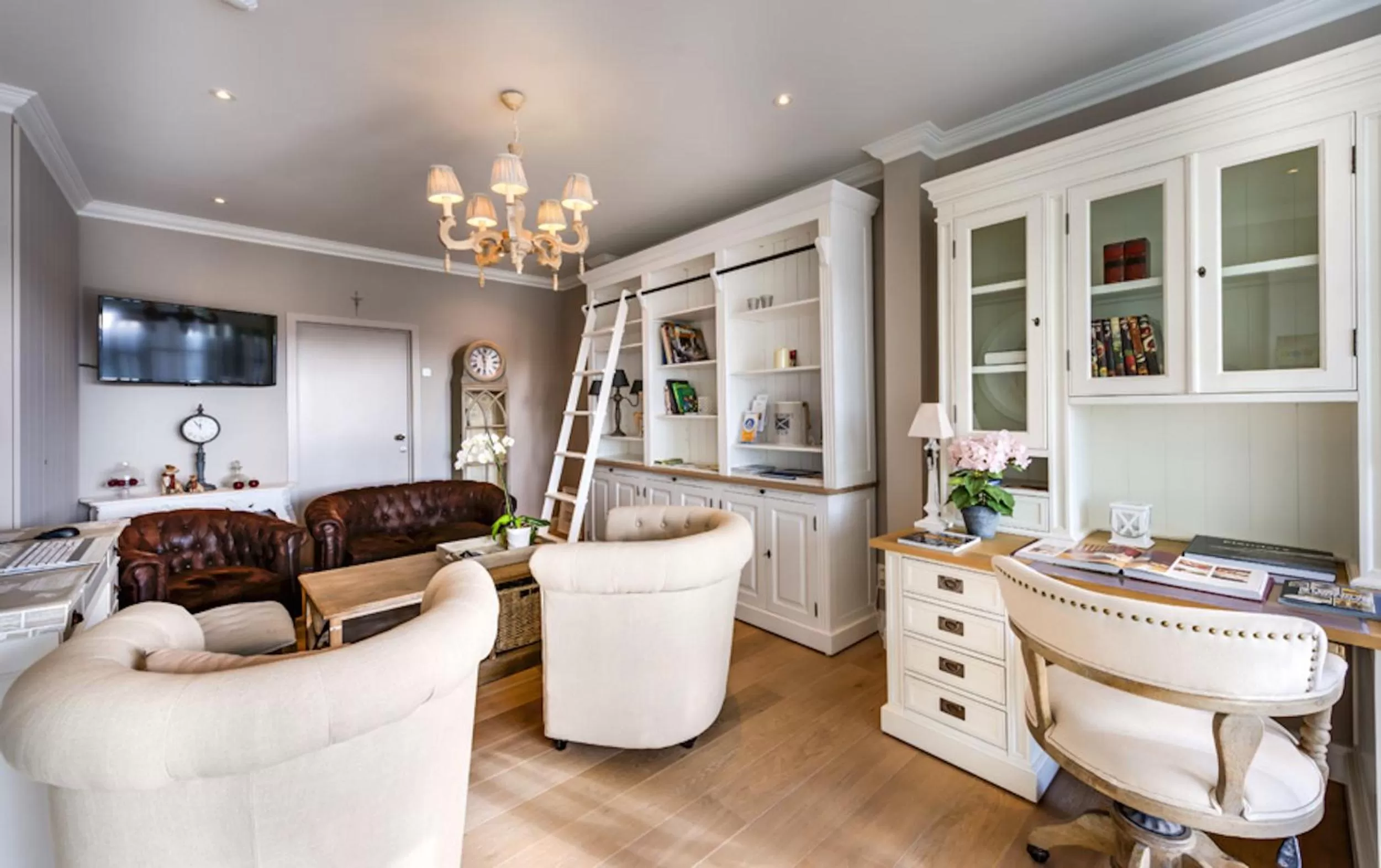 Seating area in Ara Dune Hotel