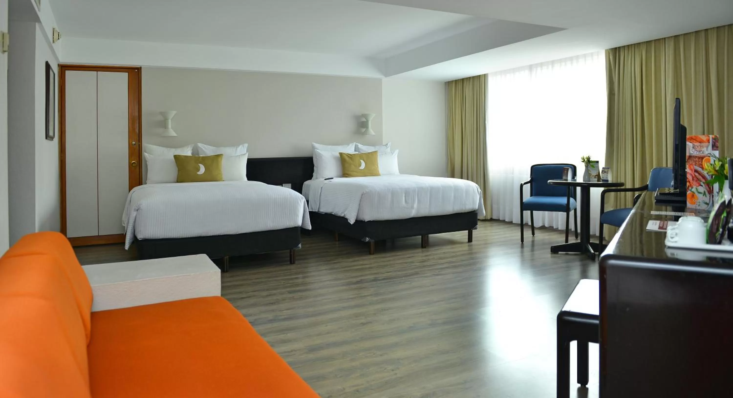 Bed in Grand Cantalagua Hotel Morelia, BW Signature Collection