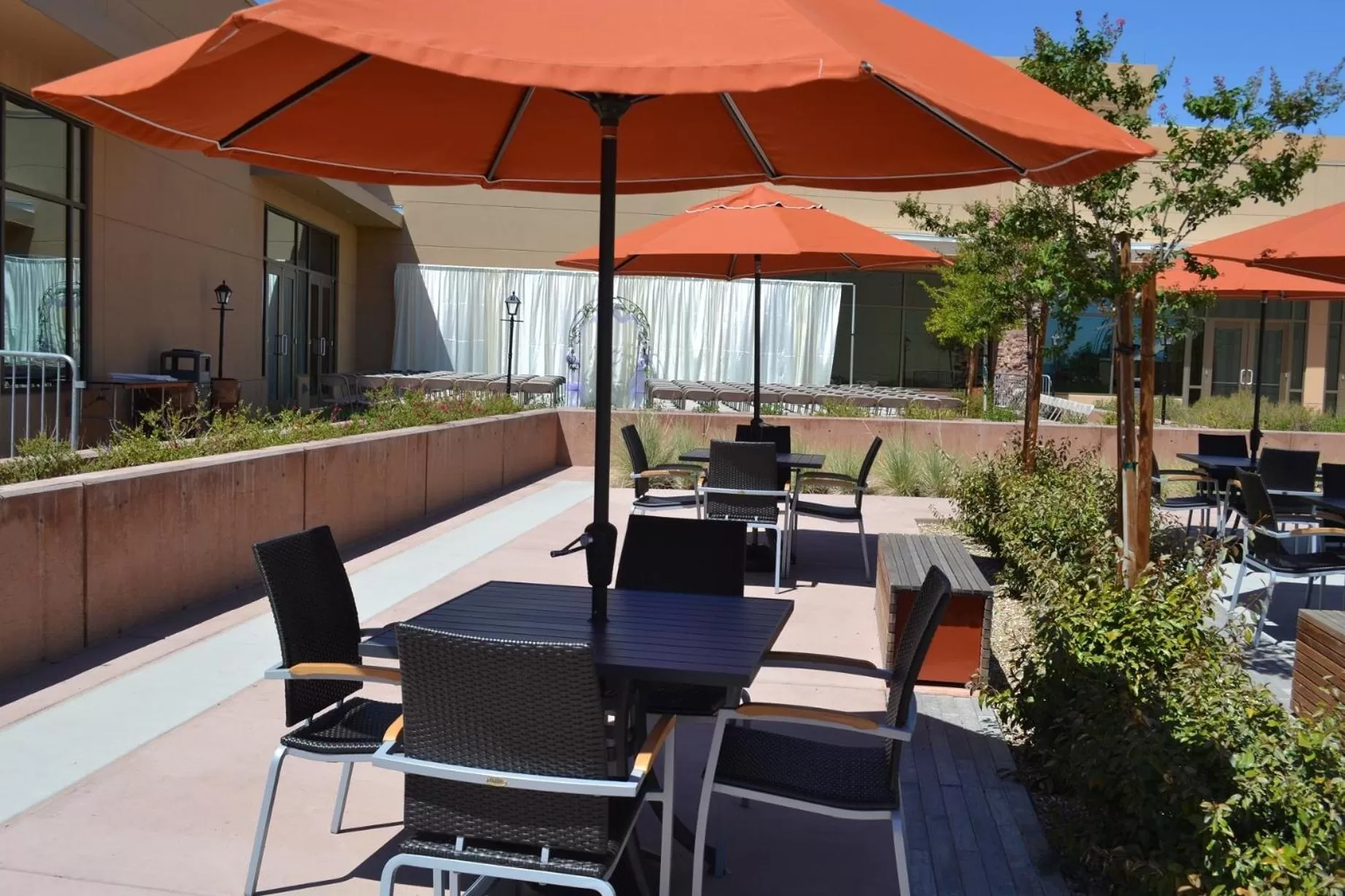 Patio in Cliff Castle Casino Hotel