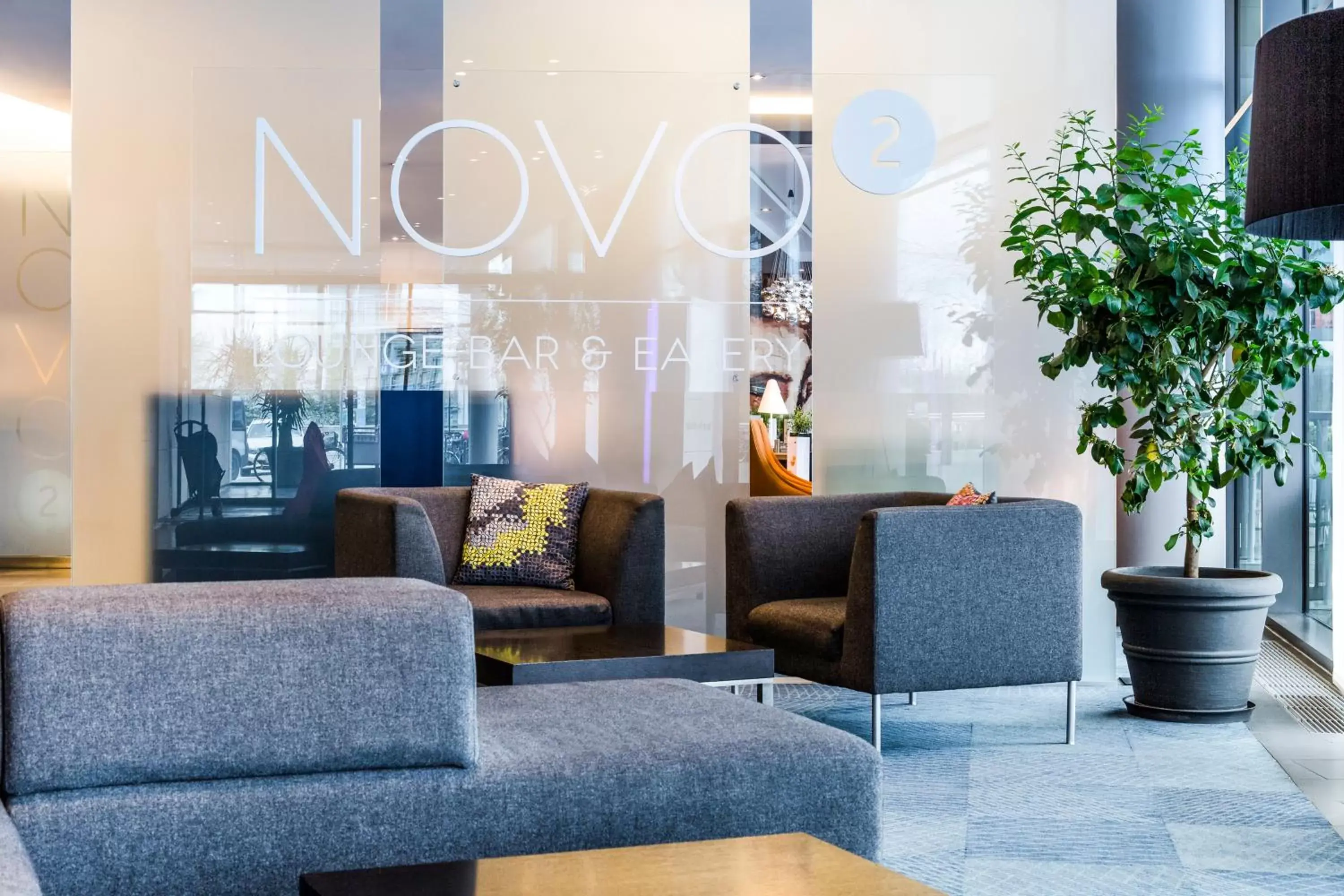 Area and facilities, Lounge/Bar in Novotel München Messe