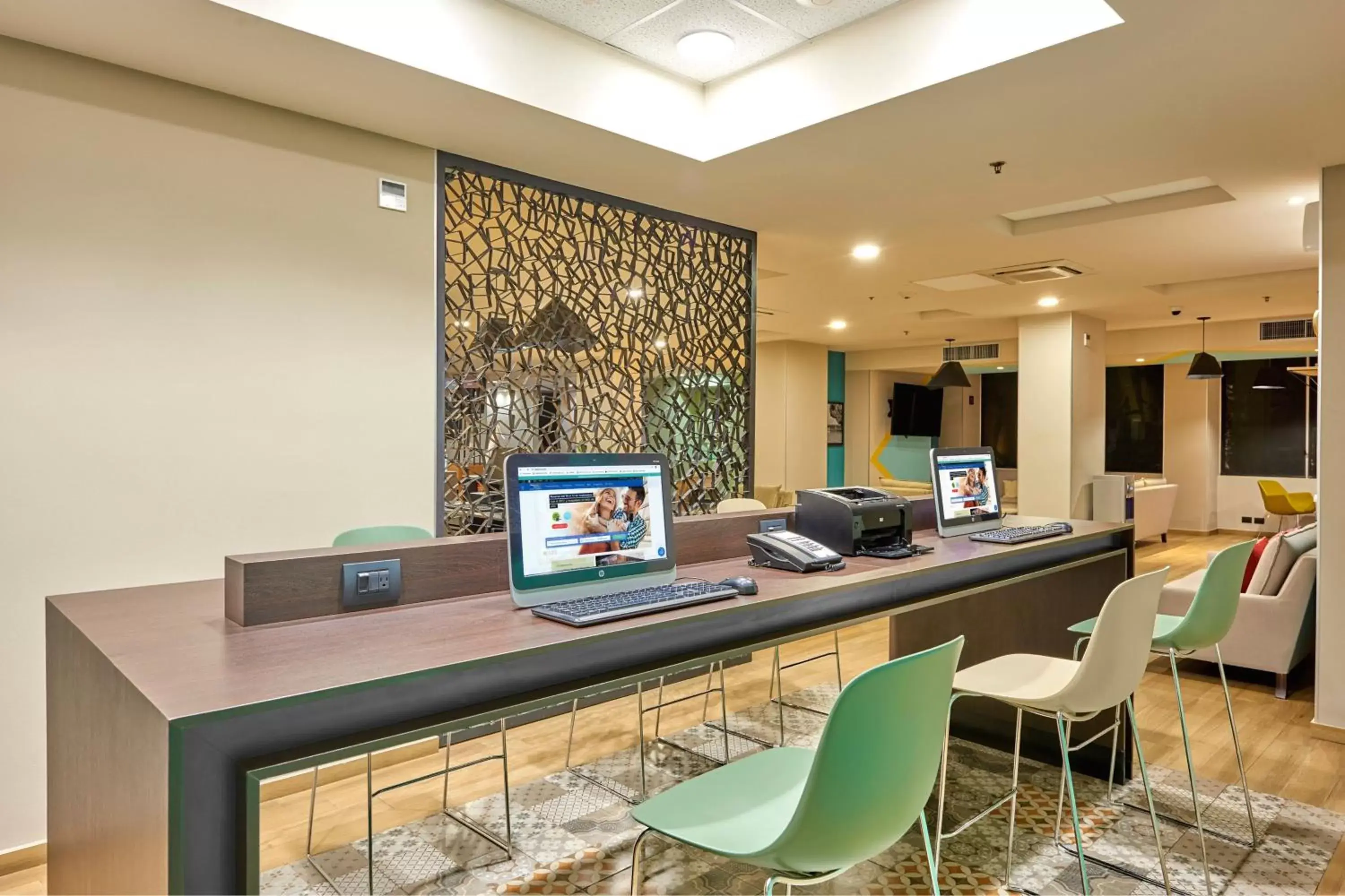 Business facilities in City Express Suites by Marriott Cabo San Lucas