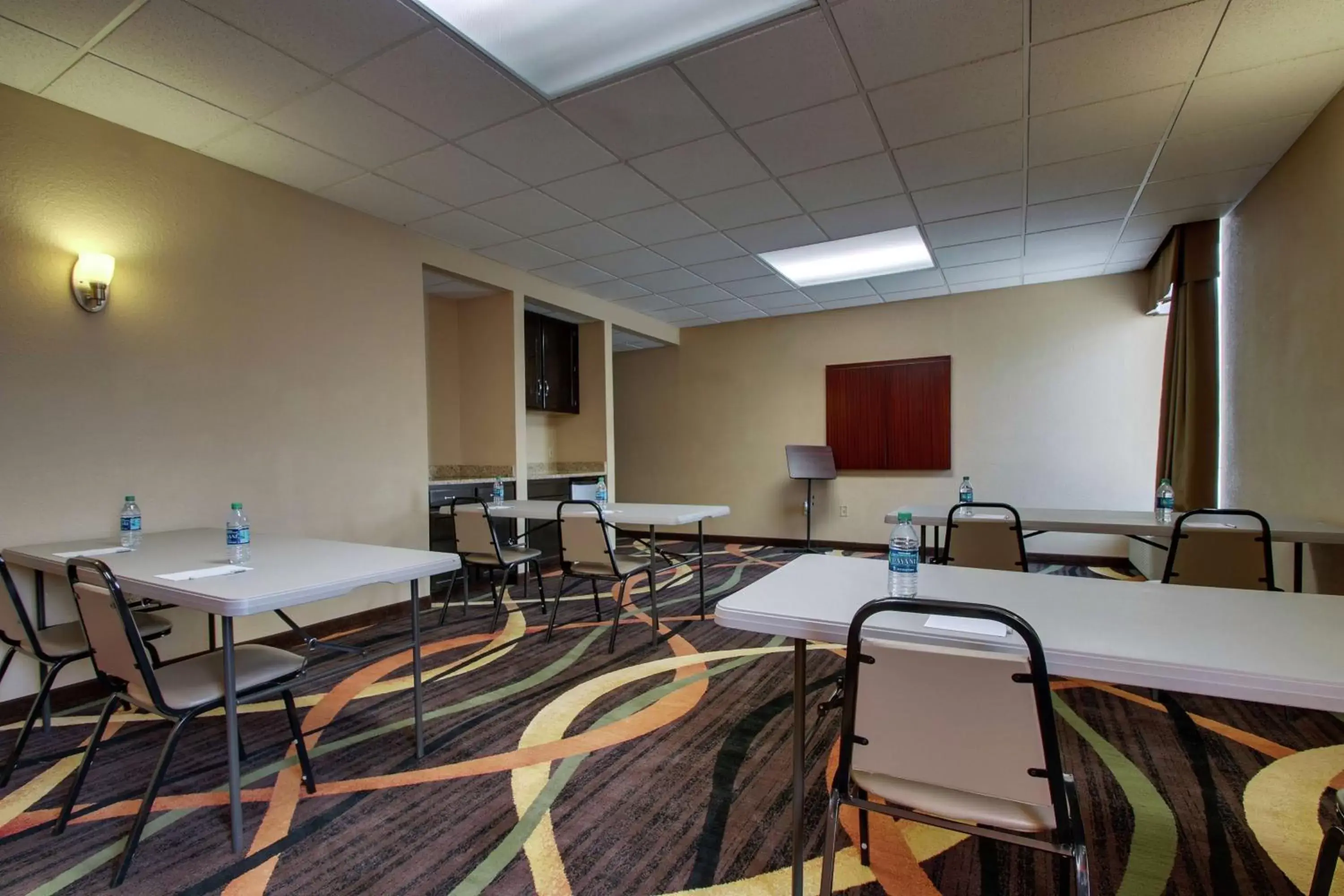 Meeting/conference room in Hampton Inn Lebanon