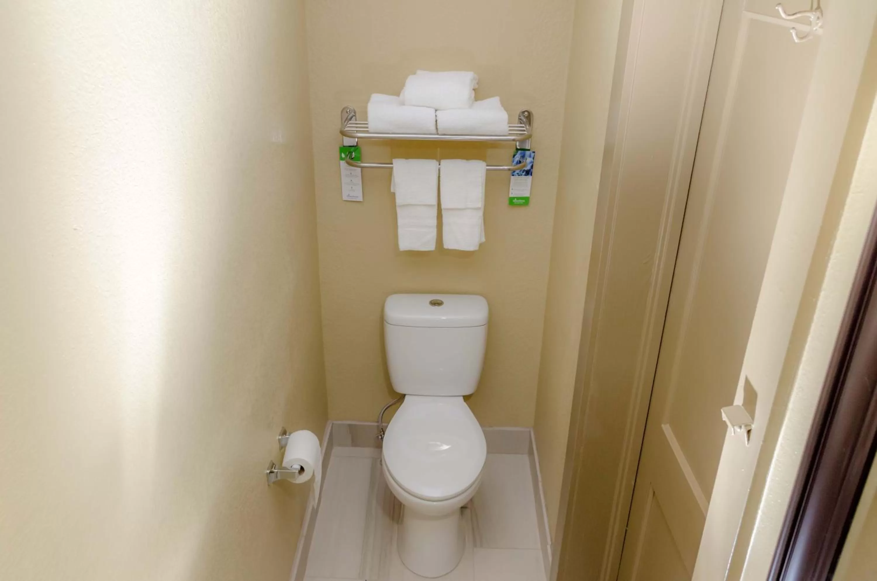 Bathroom in Relax Inn - Bryson City