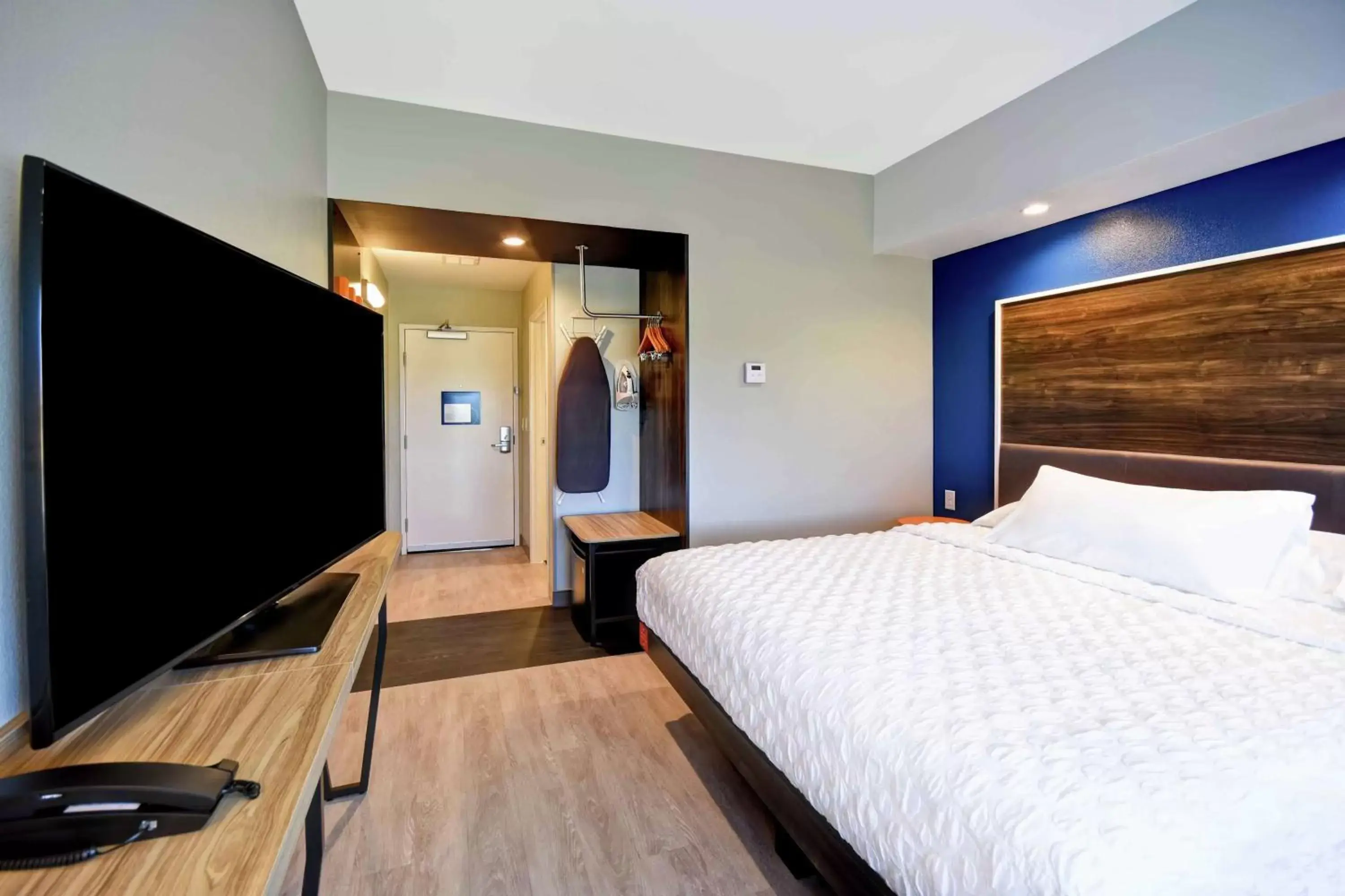 Bedroom in Tru By Hilton North Platte