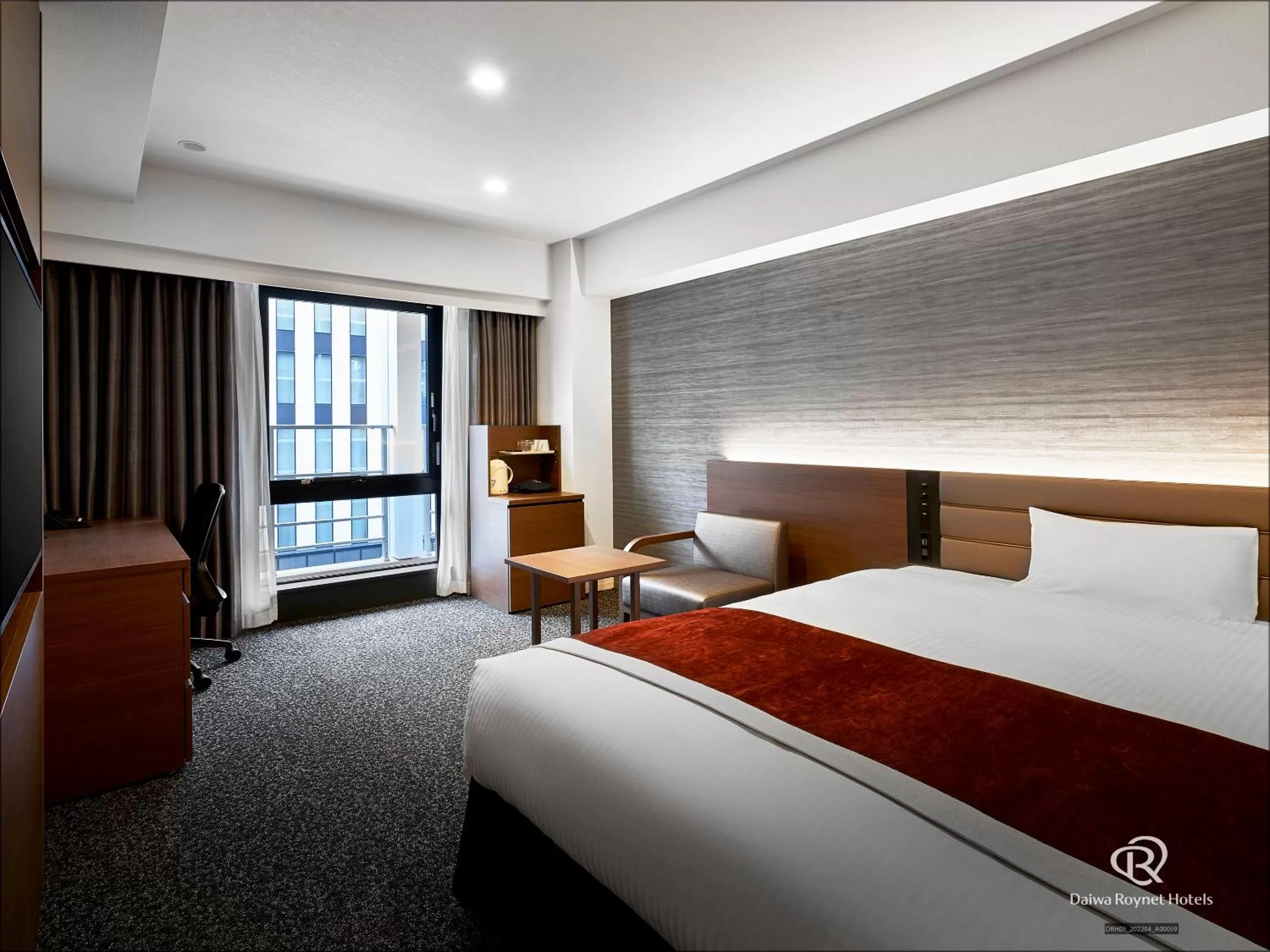 Bedroom, Bed in Daiwa Roynet Hotel KOBE-SANNOMIYA PREMIER