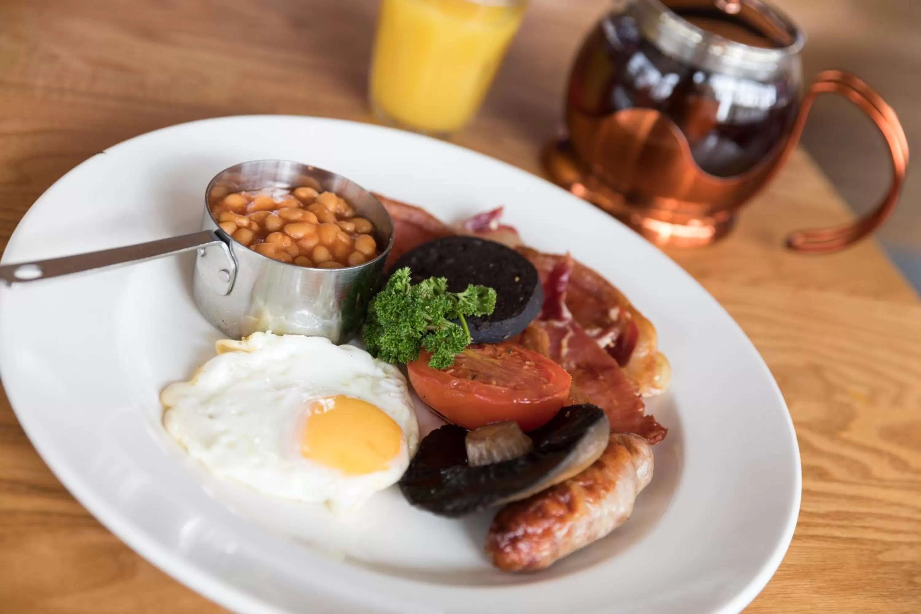 Breakfast, Food in The Resolution Hotel