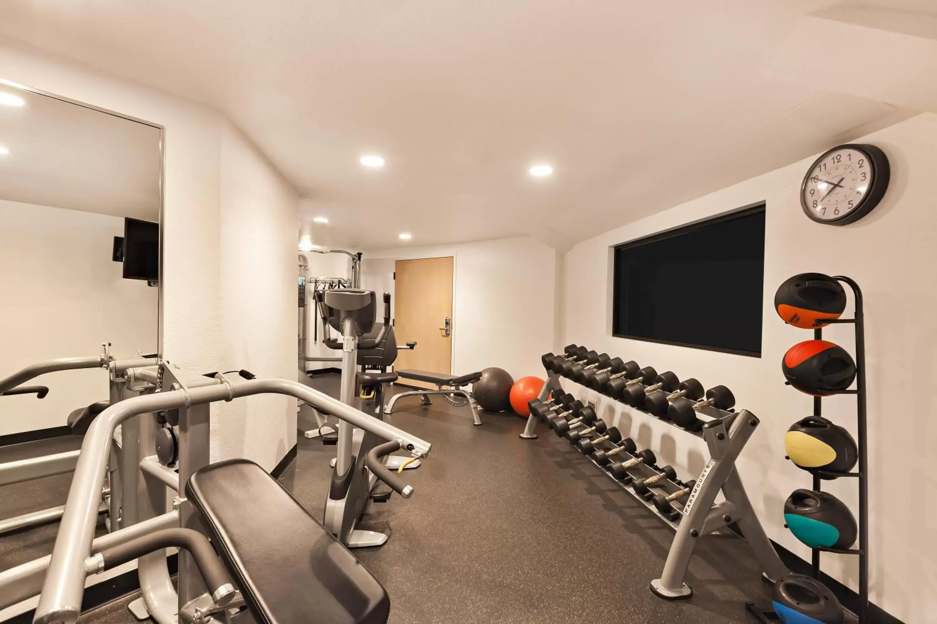 Spa and wellness centre/facilities, Fitness Center/Facilities in Holiday Inn Express Hotel & Suites San Jose-Morgan Hill, an IHG Hotel