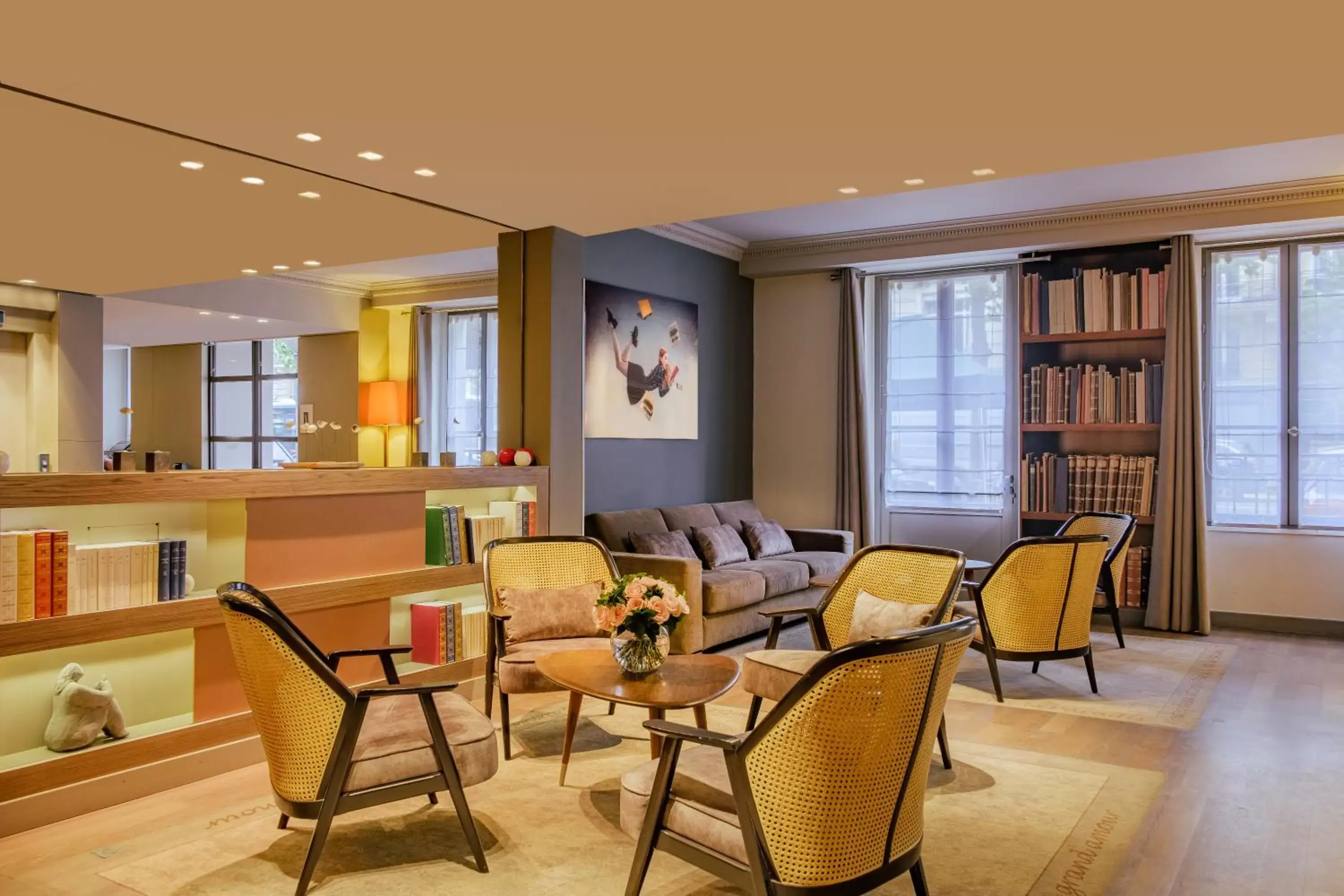 Lobby or reception, Seating Area in Hôtel Le Tourville by Inwood Hotels
