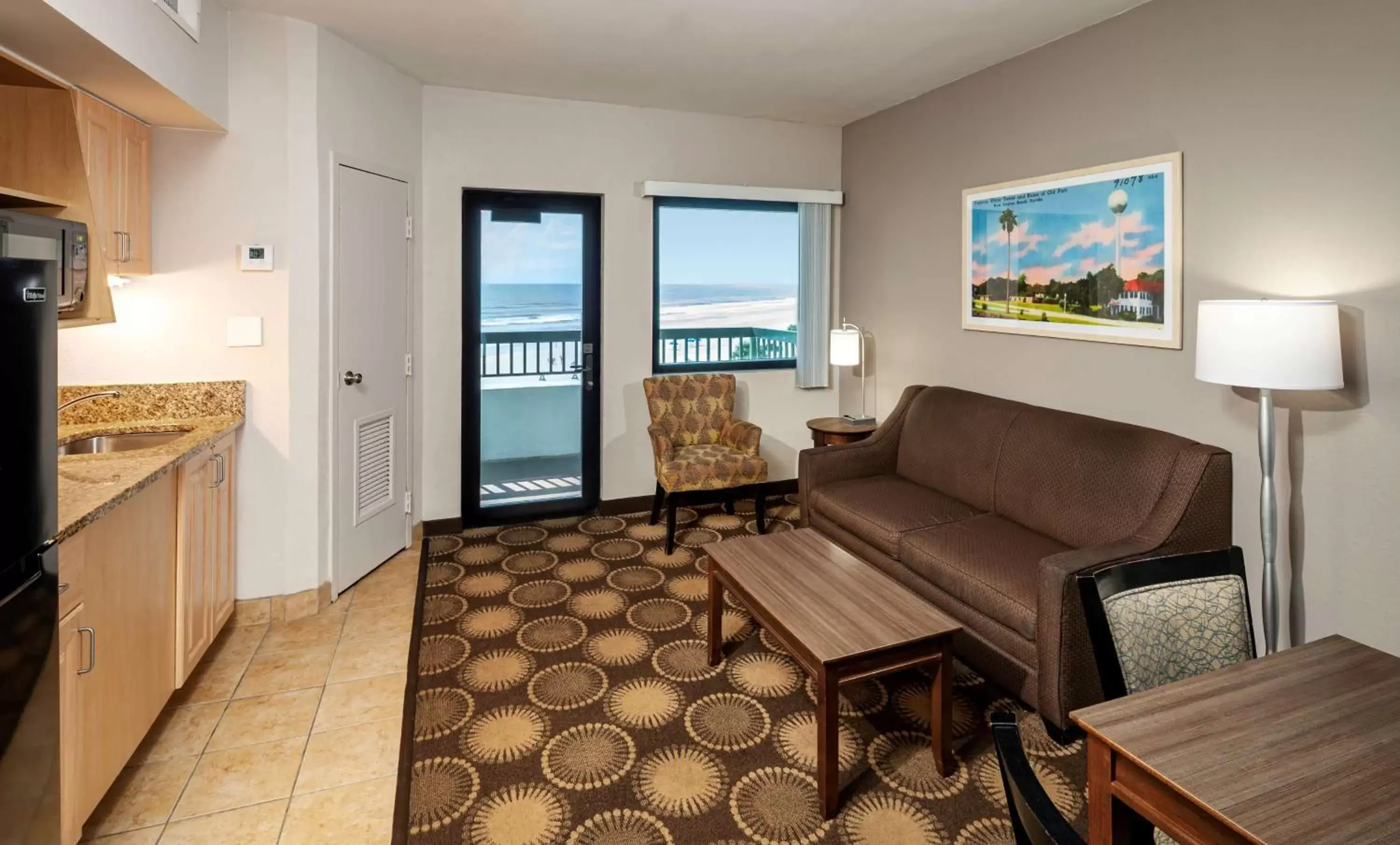 Living room, Seating Area in Best Western New Smyrna Beach Hotel & Suites